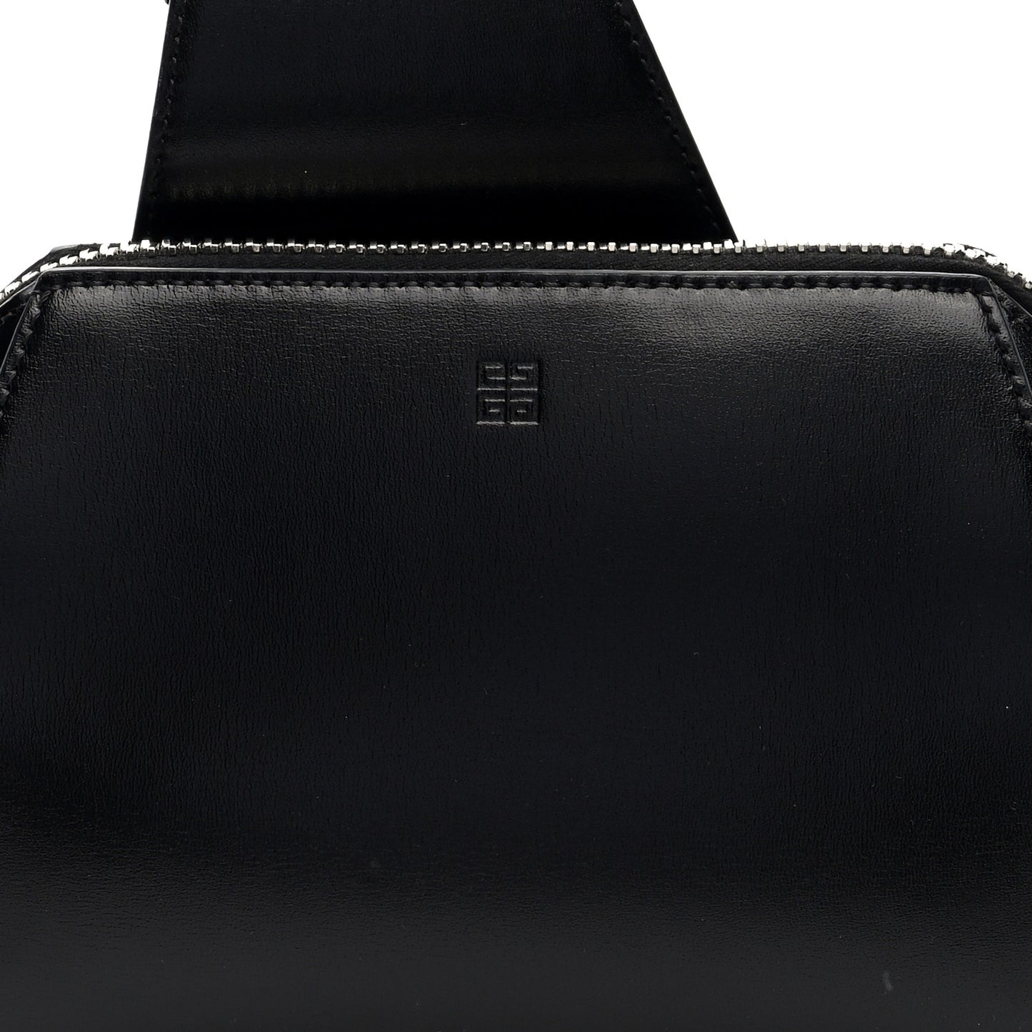Box Calfskin Antigona U Crossbody Bag Black