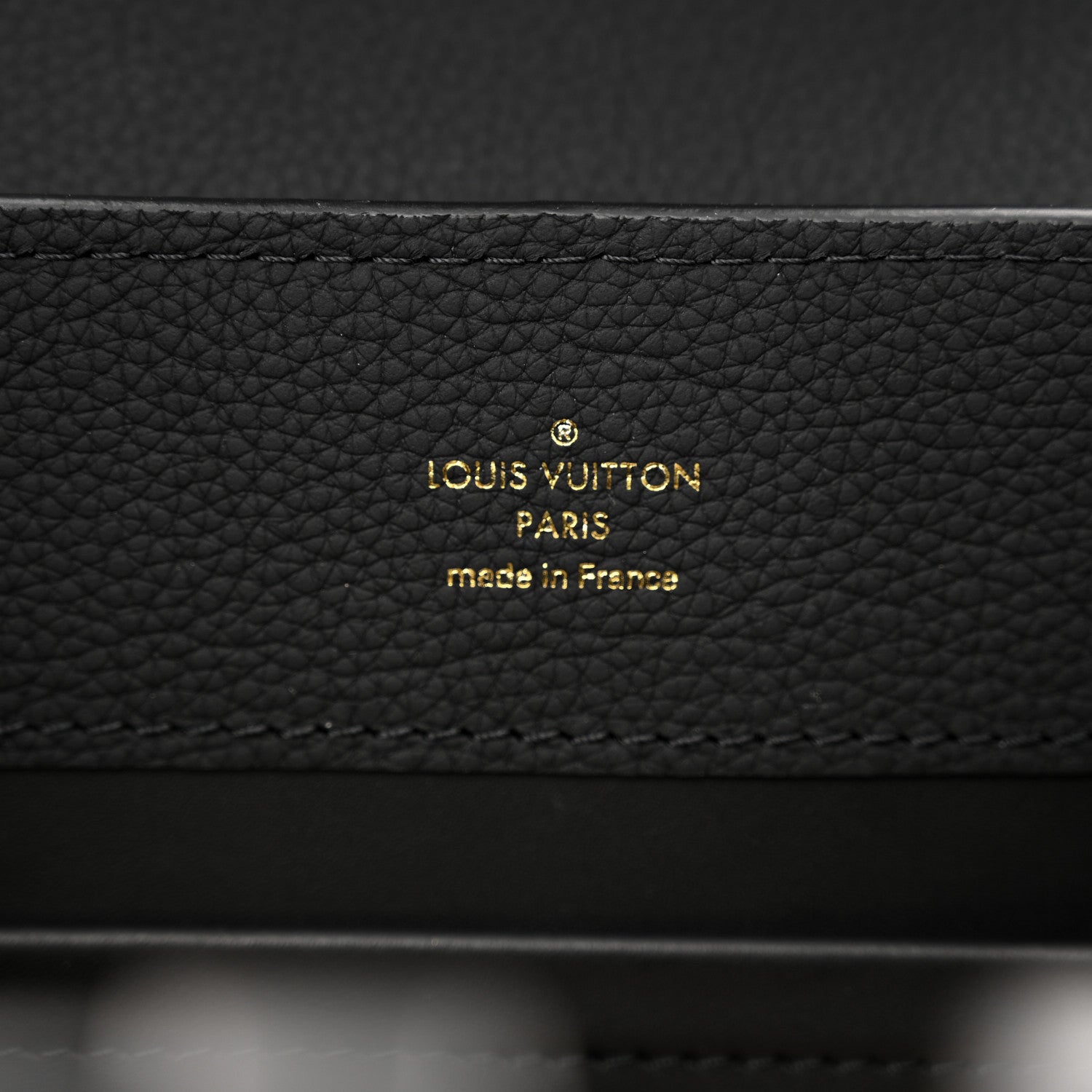 Louis Vuitton Taurillon Capucines East West MM Matte Black 6 of 9