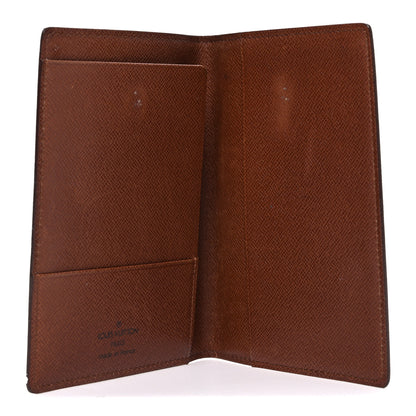 Louis Vuitton Monogram Passport Cover 5 of 8