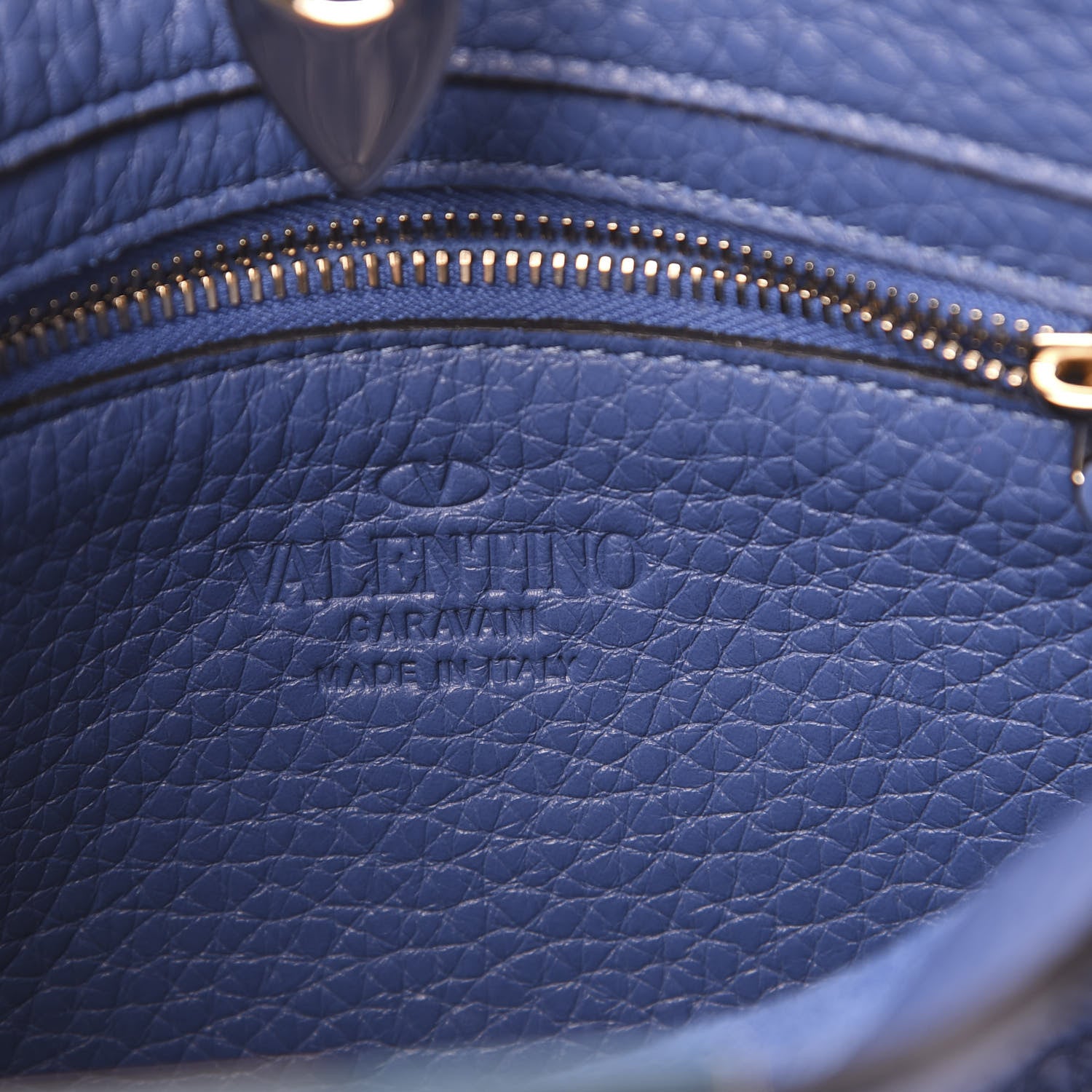 Valentino Garavani Pebbled Calfskin Mini Rockstud Flip-Lock Messenger Bag Blu Delft 5 of 8