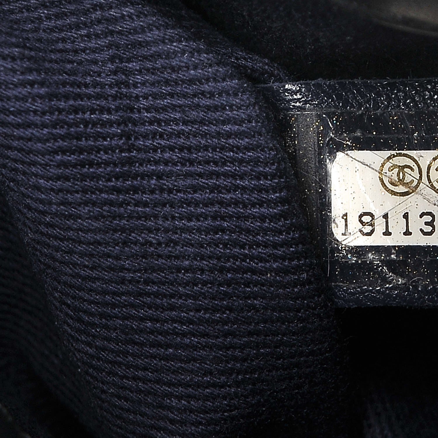 Chanel Lambskin Quilted Daily Zippy Crossbody Navy 8 of 9
