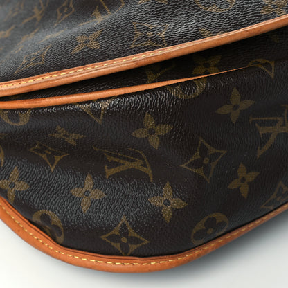 Louis Vuitton Monogram Menilmontant MM 8 of 9