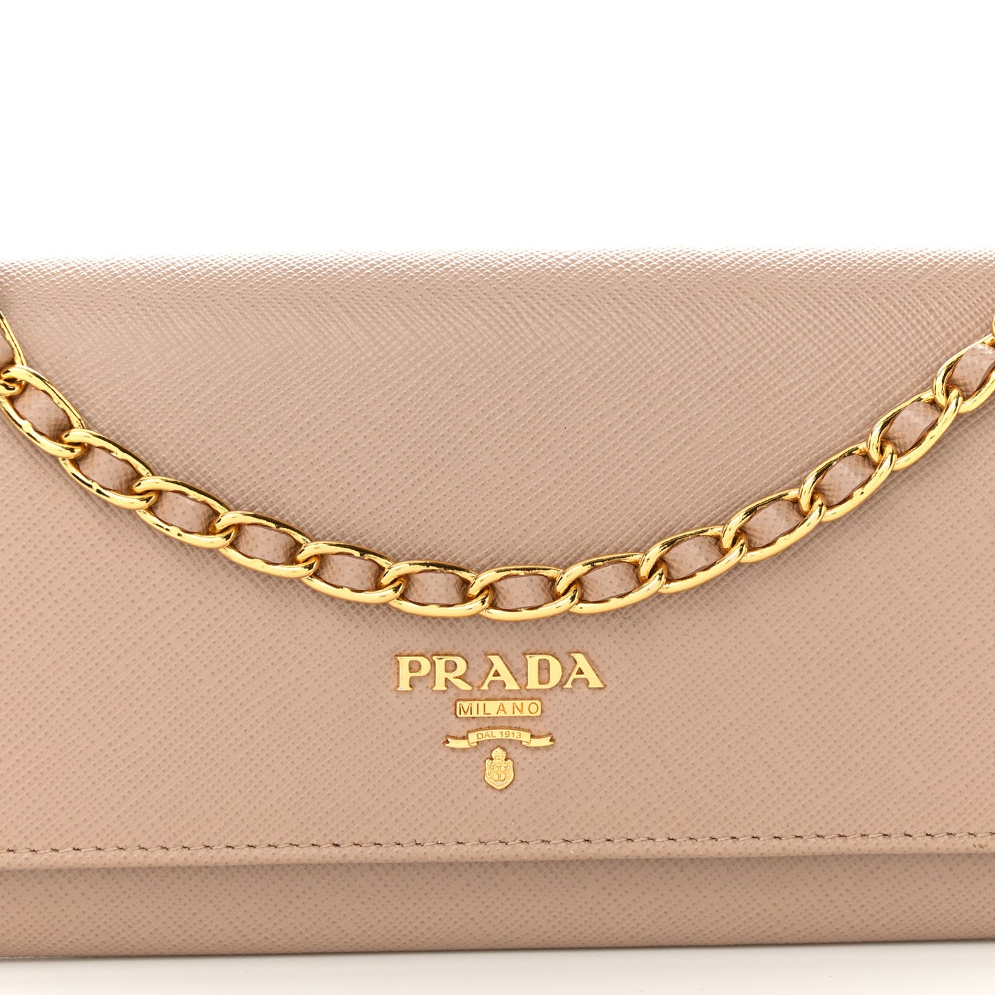 Saffiano Metal Oro Chain Wallet Cammeo