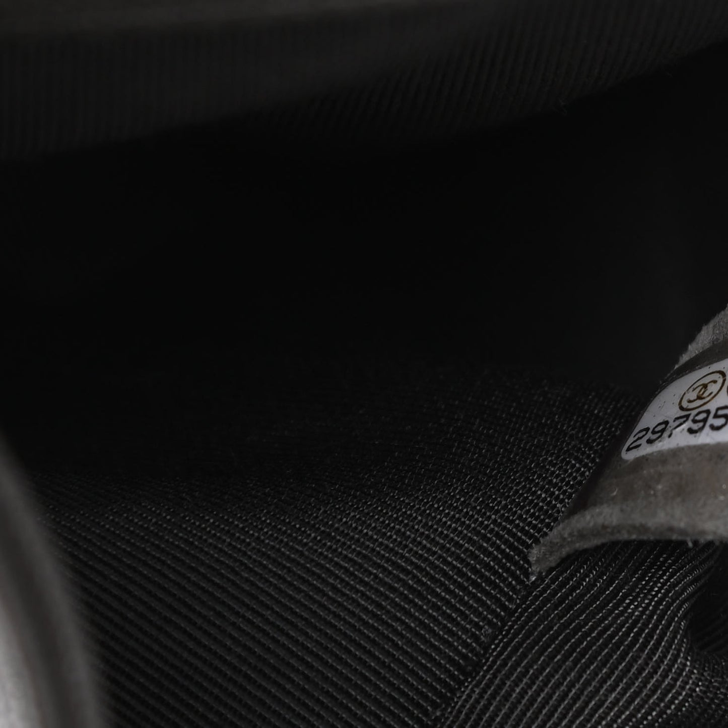 Caviar Quilted Medium Boy Flap Grey