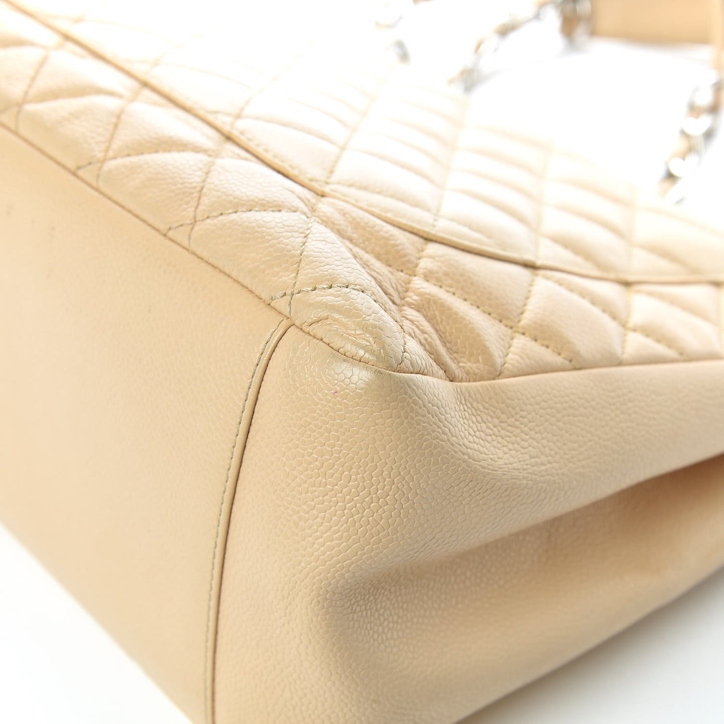 Caviar Quilted Grand Shopping Tote GST Beige Clair