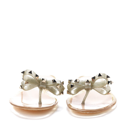 Valentino Garavani PVC Jelly Glitter Rockstud Bow Thong Sandals 39 Oro 2 of 8