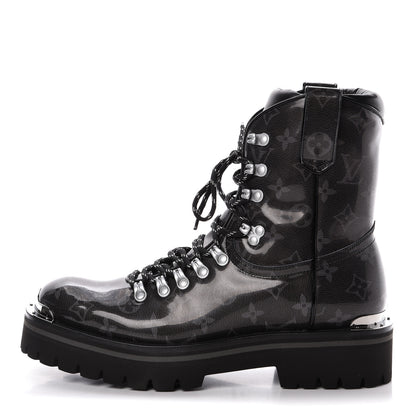 Louis Vuitton Monogram Eclipse Glaze Mens Outland Ankle Boots 7 1 of 8