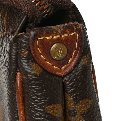 Louis Vuitton Monogram Eva Clutch 28 of 28