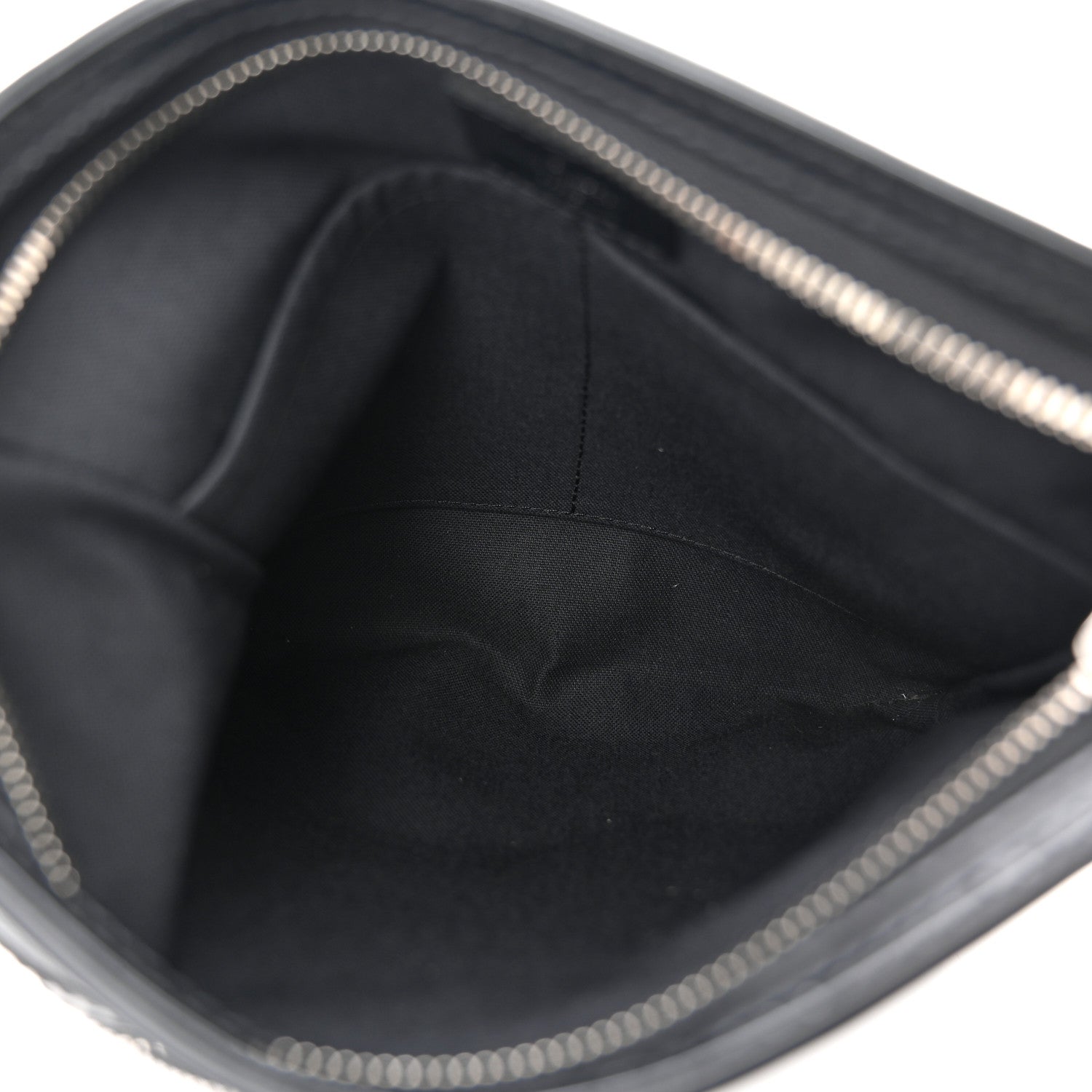 Louis Vuitton Damier Graphite Thomas 5 of 10