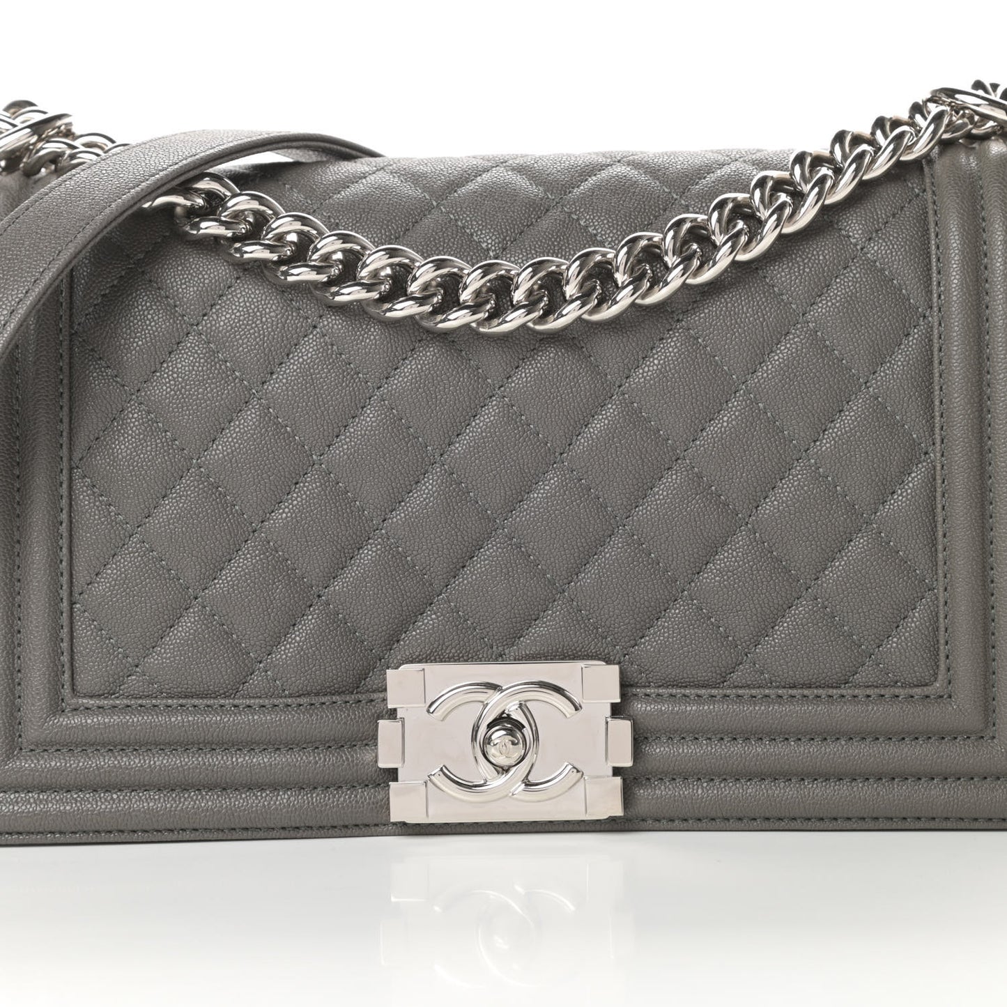 Caviar Quilted Medium Boy Flap Grey