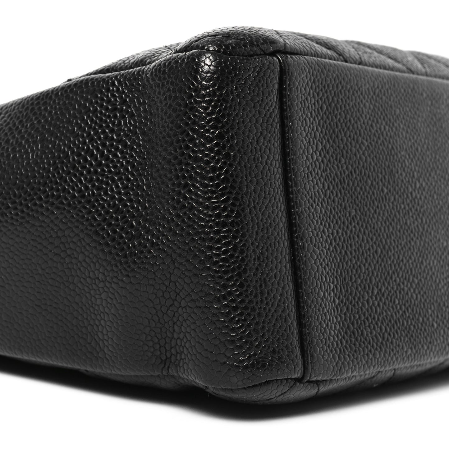 Caviar Quilted Petit Shopping Tote PST Black