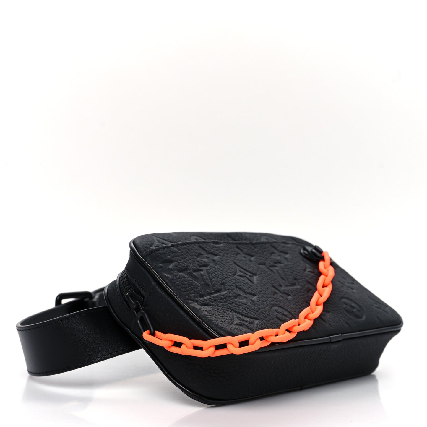 Chevre Classic Hardware Weekender Dolma