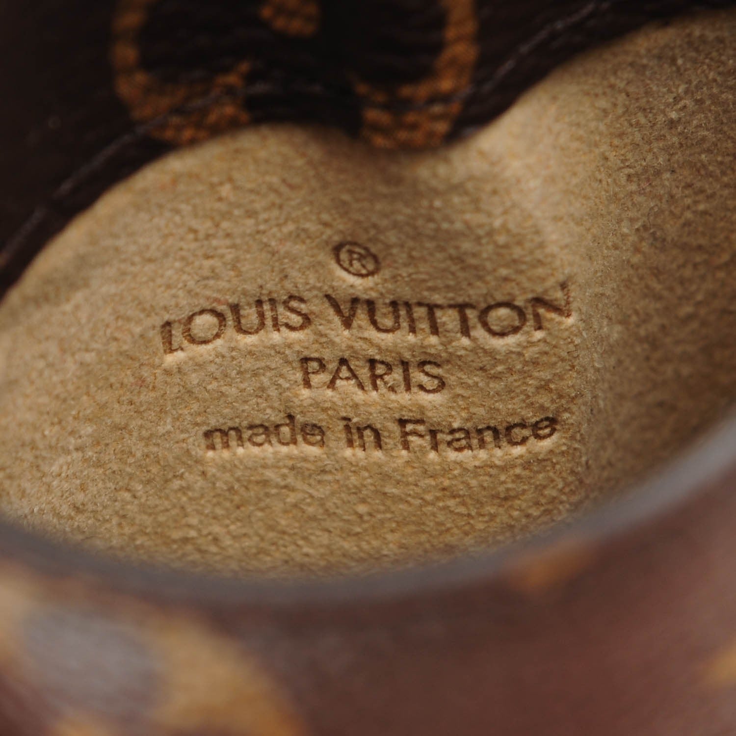 Louis Vuitton Monogram Sunglasses Case MM 6 of 7