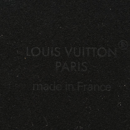 Louis Vuitton Monogram Pallas iPhone 16 Pro Bumper 5 of 7