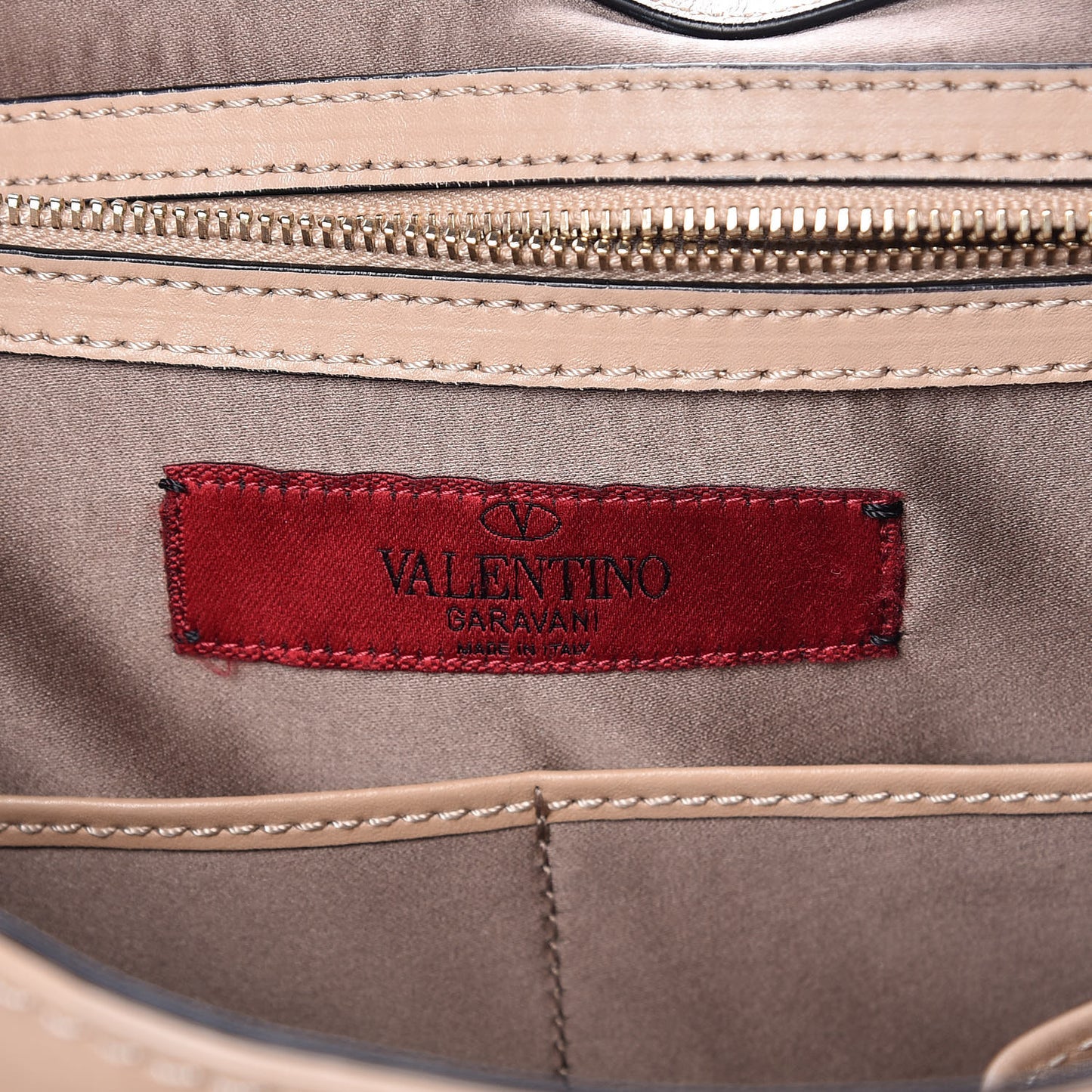 Vitello Large Rockstud Flap Satchel Poudre