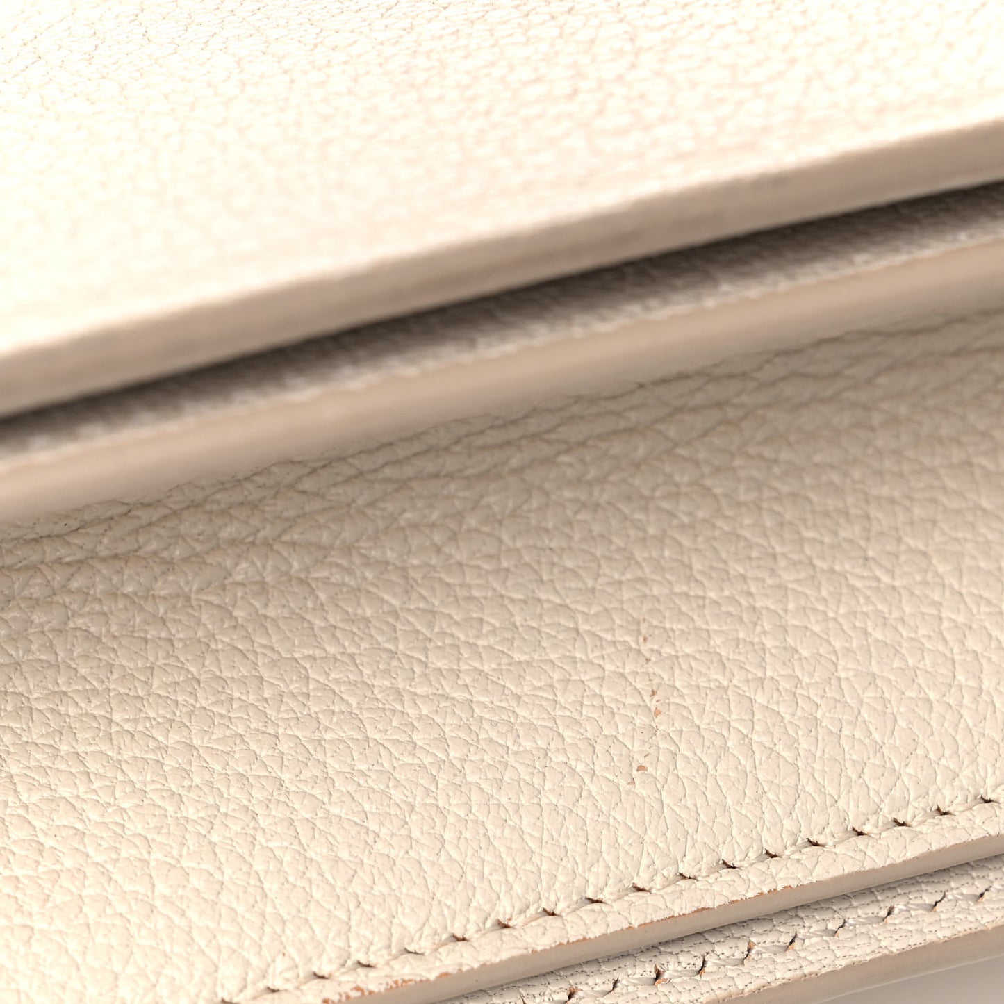 Goatskin Medium Classic Box Flap Bag White