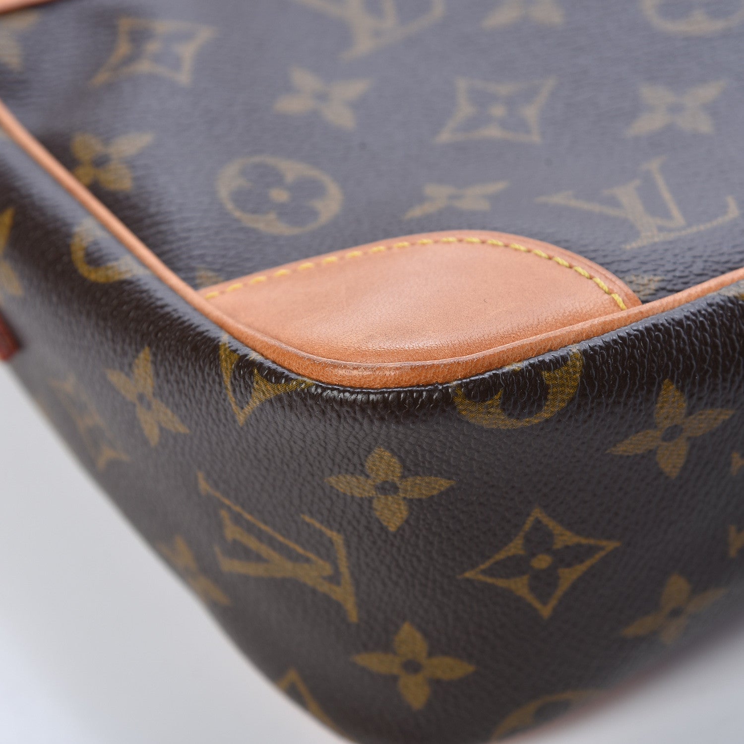Louis Vuitton Monogram Trocadero 30 8 of 15