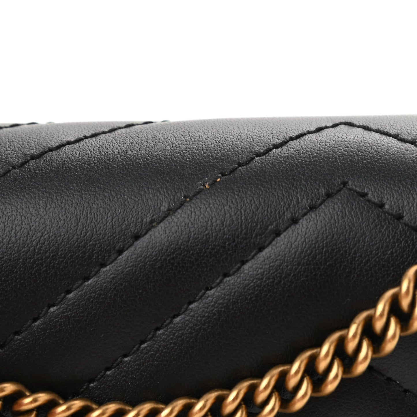 Calfskin Matelasse Super Mini GG Marmont Shoulder Bag Black