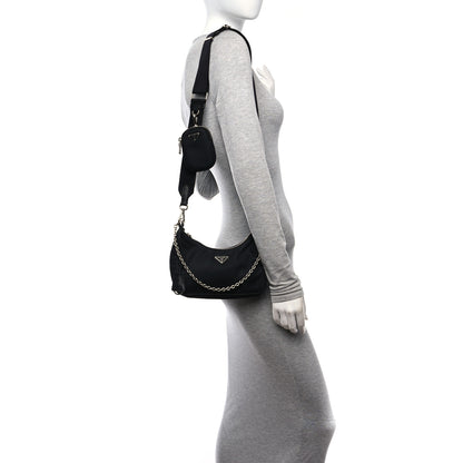 Prada Nylon Re-Edition 2005 Shoulder Bag Black 3 of 13