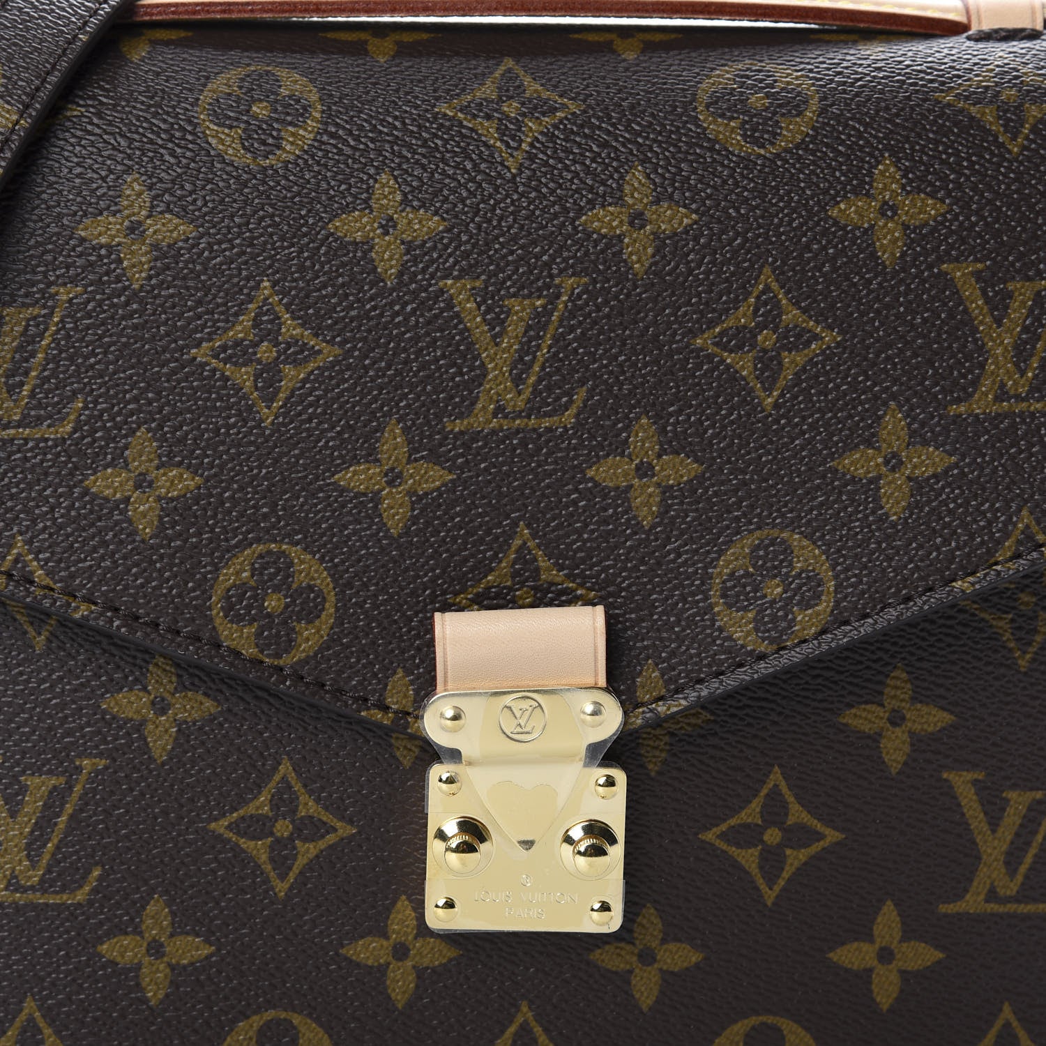 Louis Vuitton Monogram Pochette Metis 9 of 9