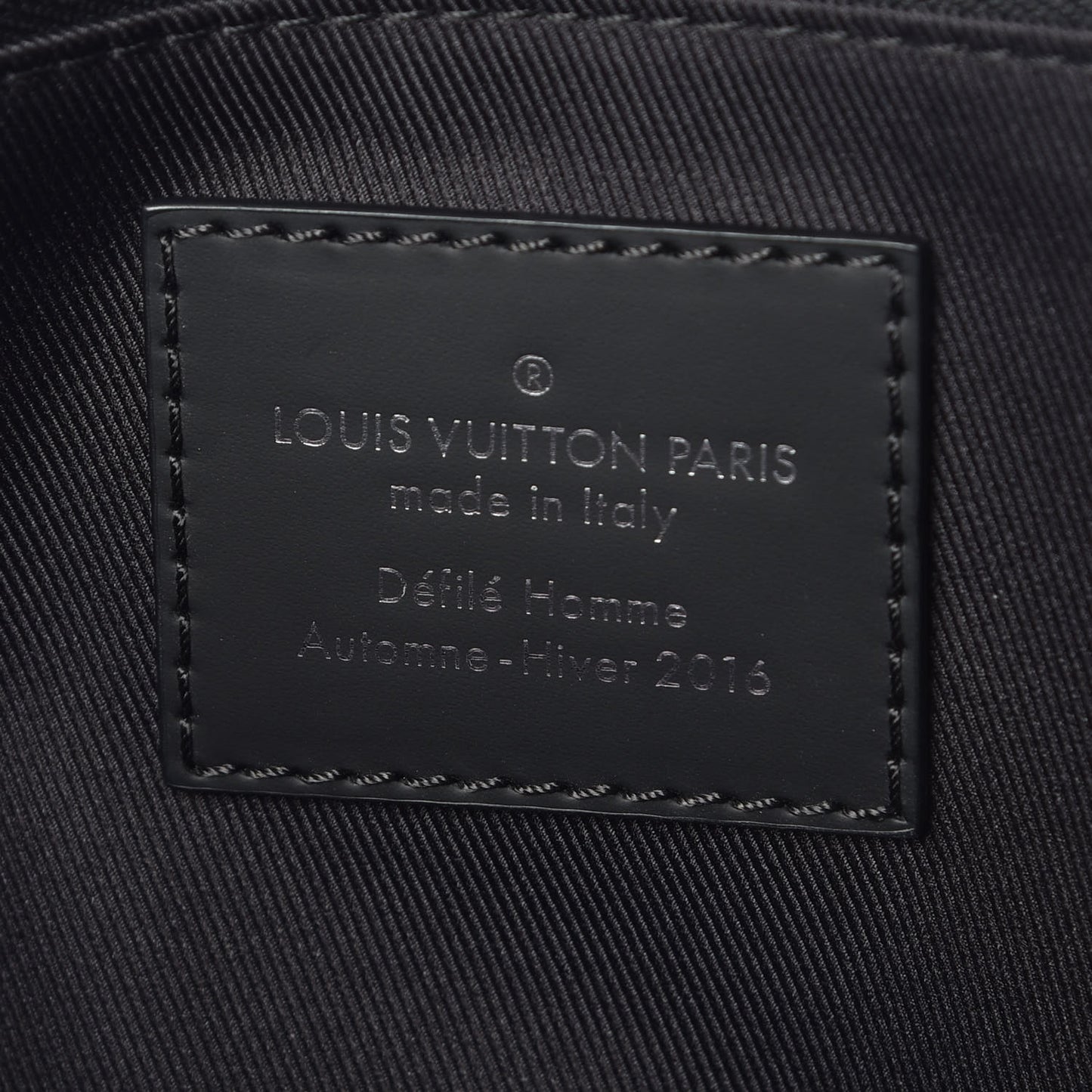 Monogram Eclipse Voyager PM Messenger
