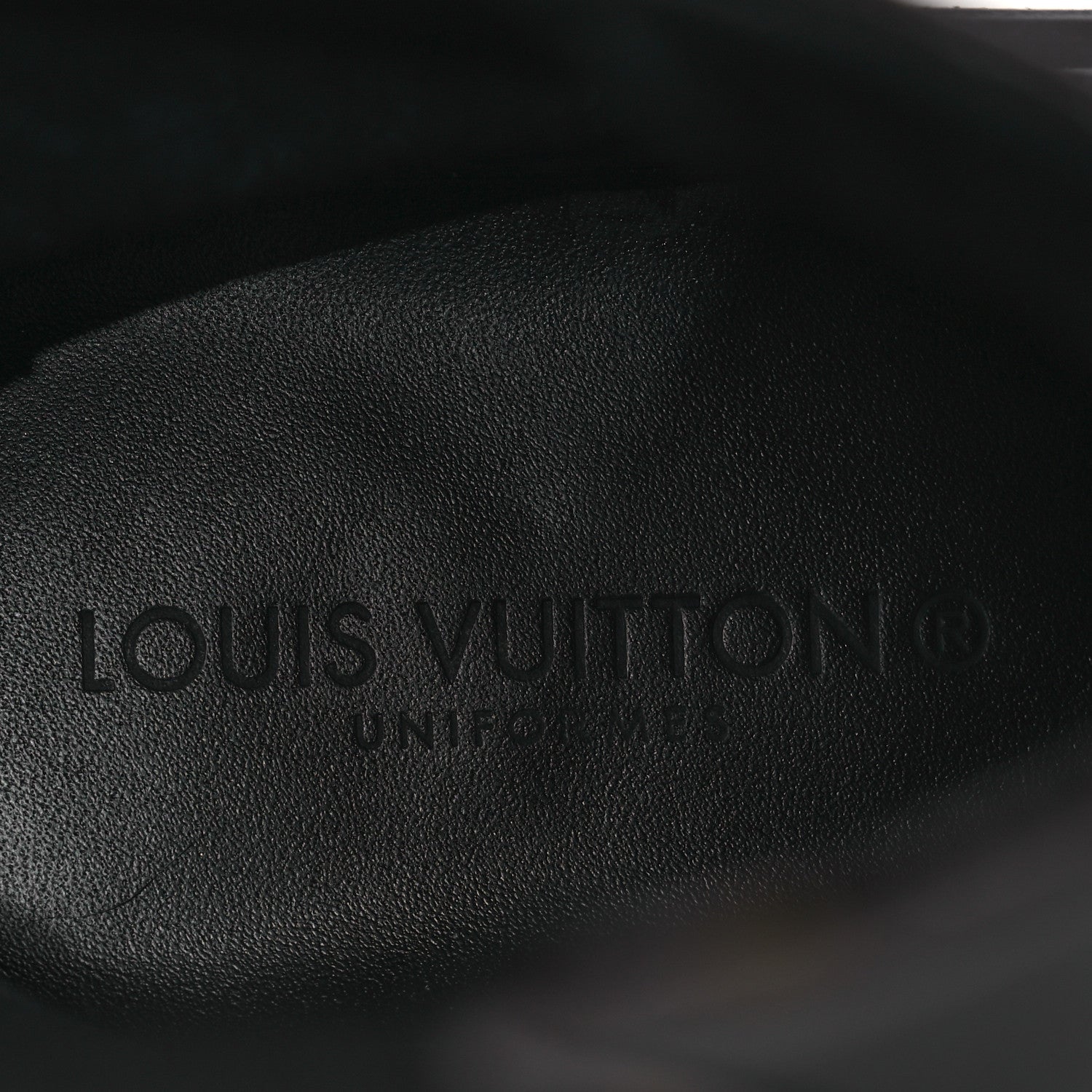 Louis Vuitton Calfskin Monogram Beaubourg Ankle Boots 39.5 Black 8 of 9