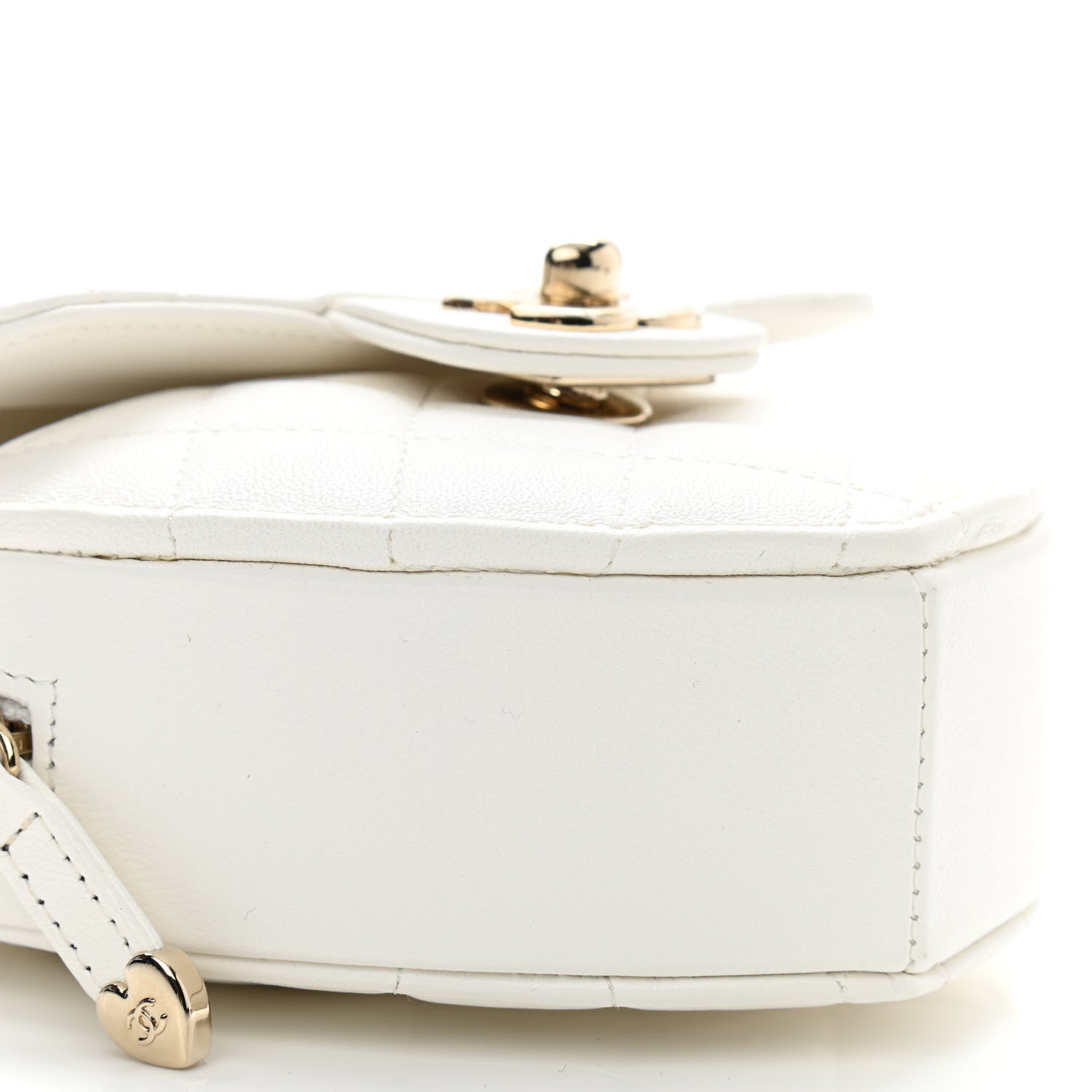 Chanel Lambskin Quilted CC In Love Heart Clutch With Chain White 5 of 10