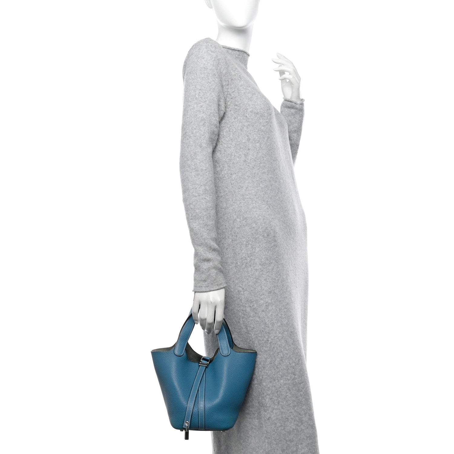 Hermes Taurillon Clemence Picotin Lock 18 PM Blue Jean 2 of 13