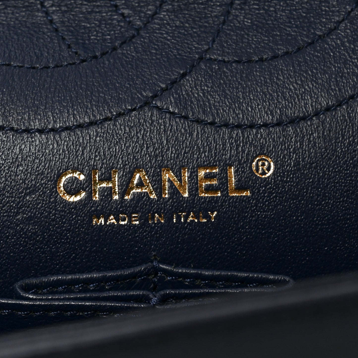 Aged Calfskin Chevron Quilted 2.55 Reissue 226 Flap Navy Blue