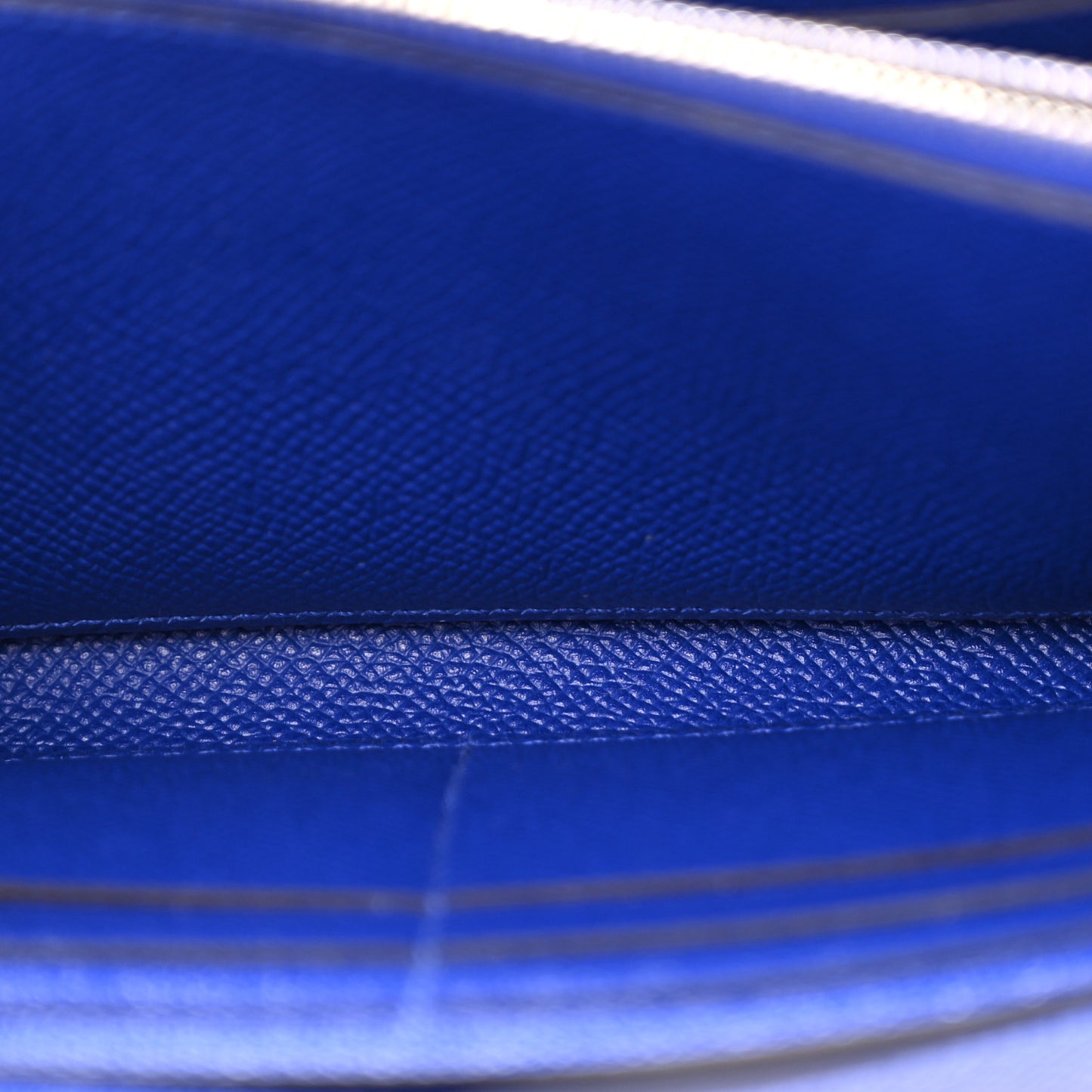 Epsom Kelly Longue Wallet Bleu Electrique