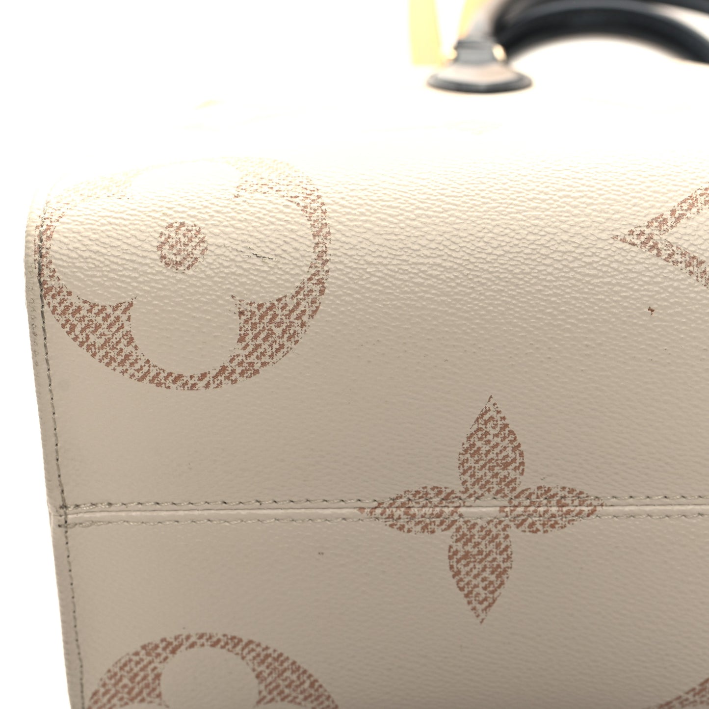 Monogram Dune Giant Onthego MM