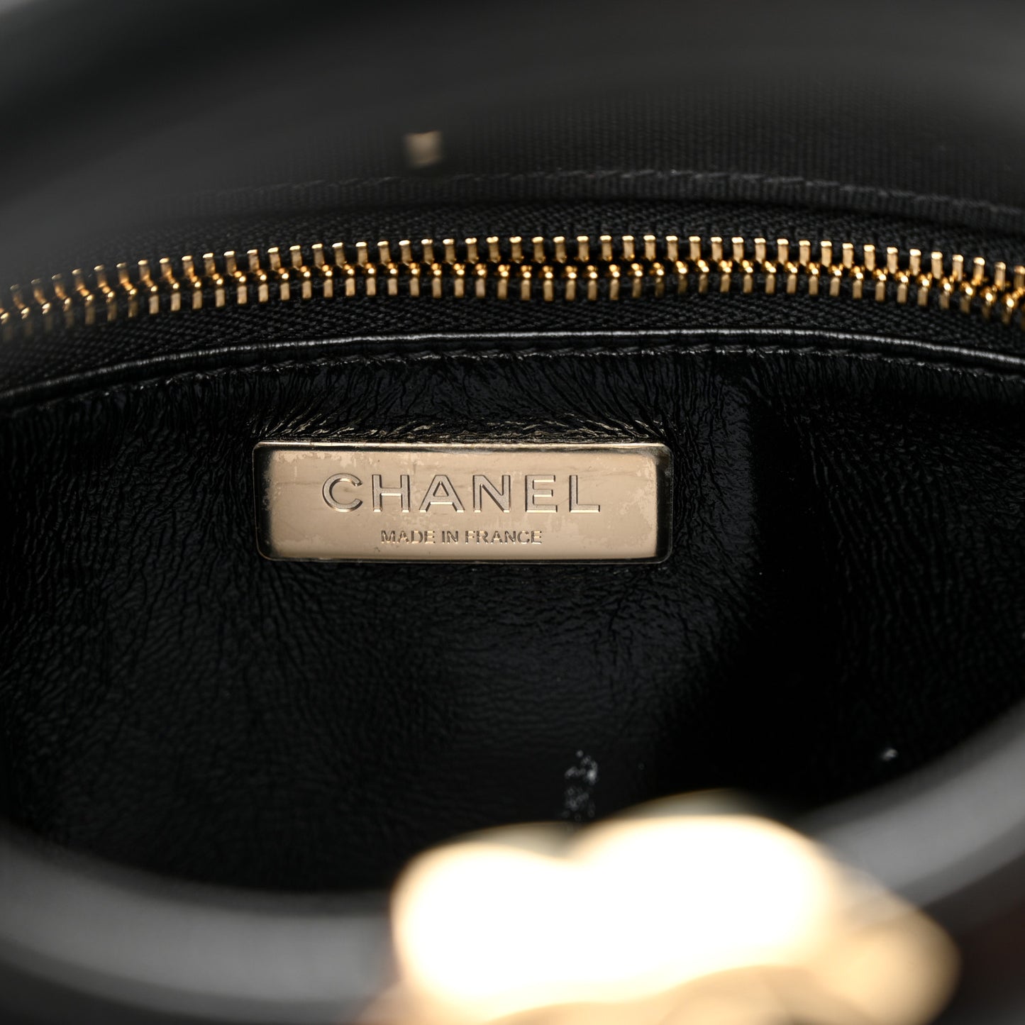 Shiny Crumpled Calfskin Quilted Mini 31 Shopping Bag Black