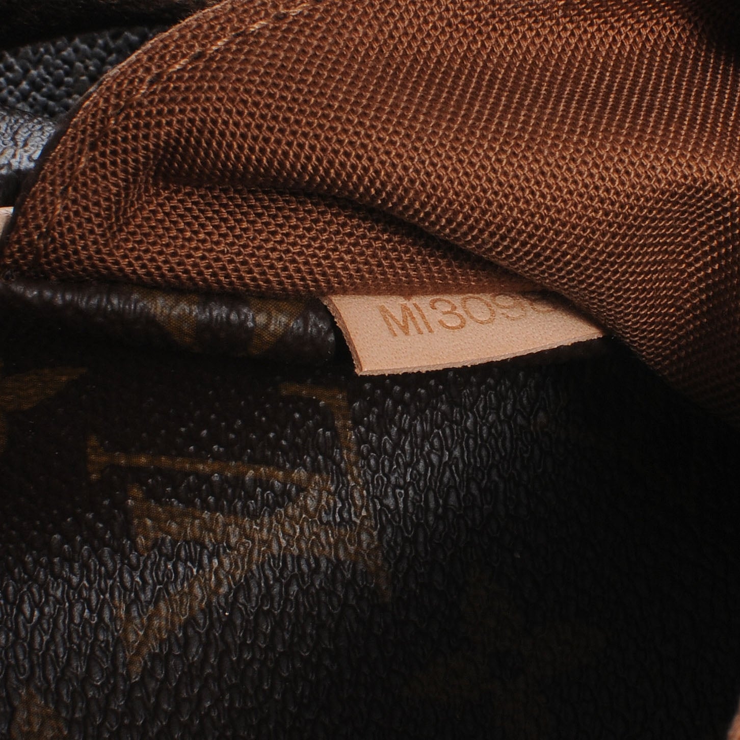 Louis Vuitton Monogram Bosphore PM Messenger 6 of 6
