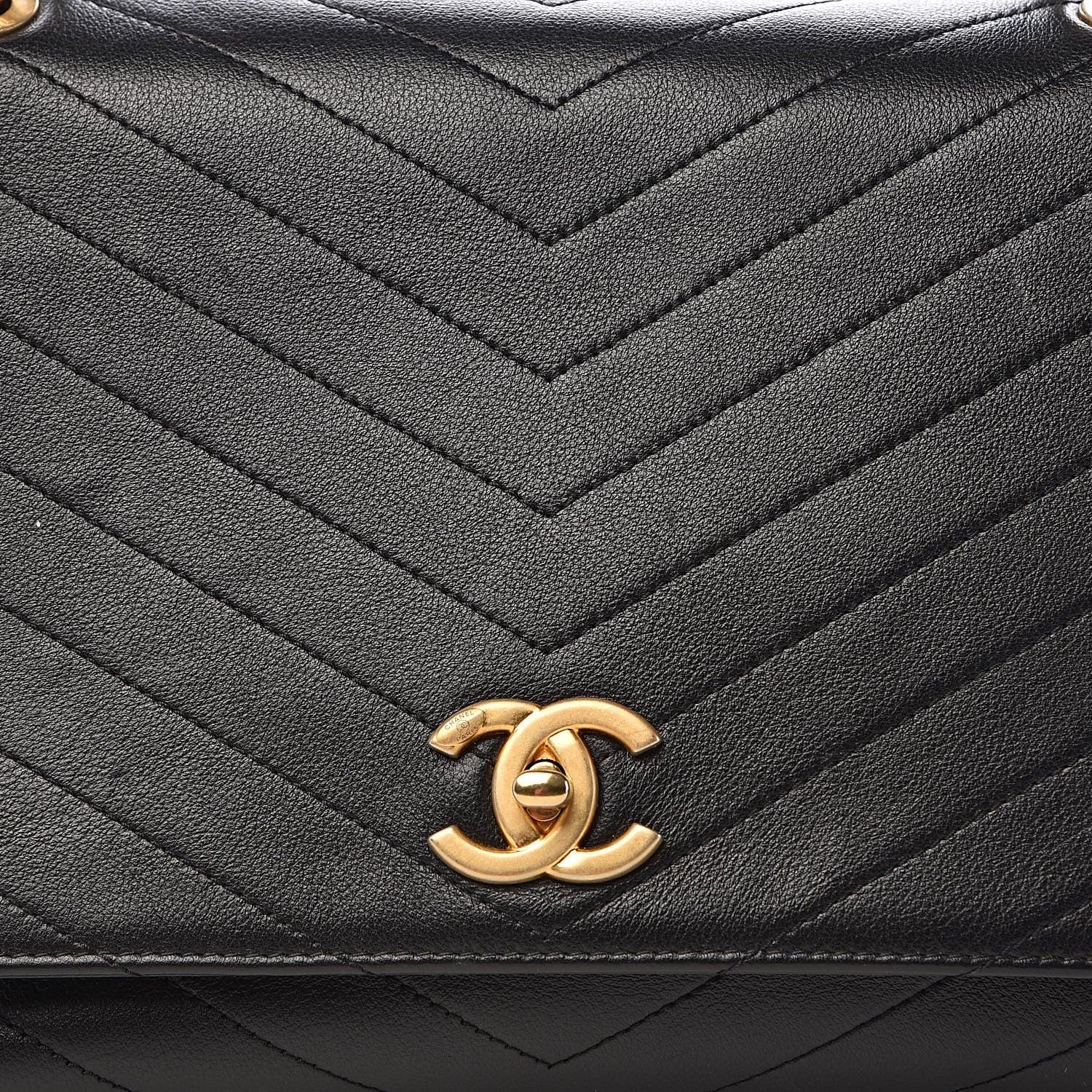 Chanel Grained Calfskin Elaphe Stitched Medium Chevron Chic Top Handle Flap Black 12 of 12