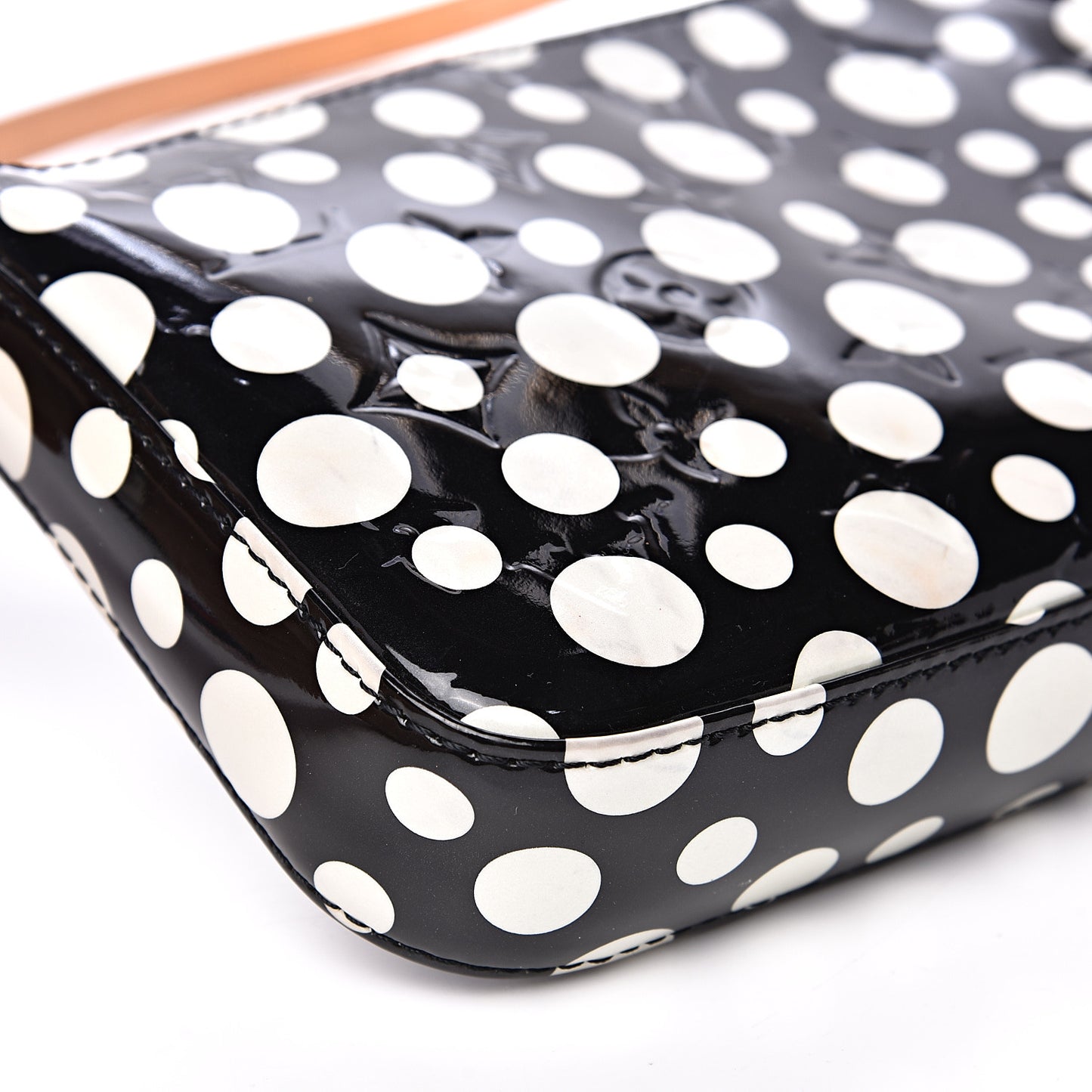 Vernis Kusama Infinity Dots Pochette Accessories Black