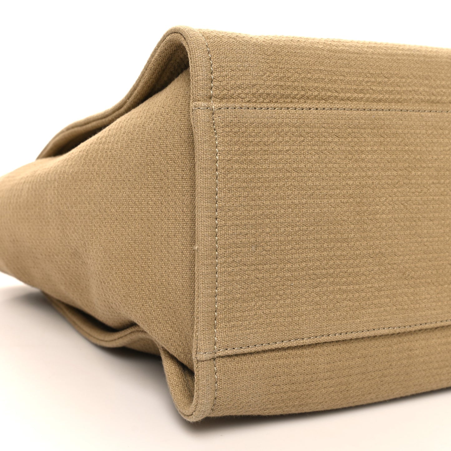 Mixed Fibers Medium Deauville Tote Beige