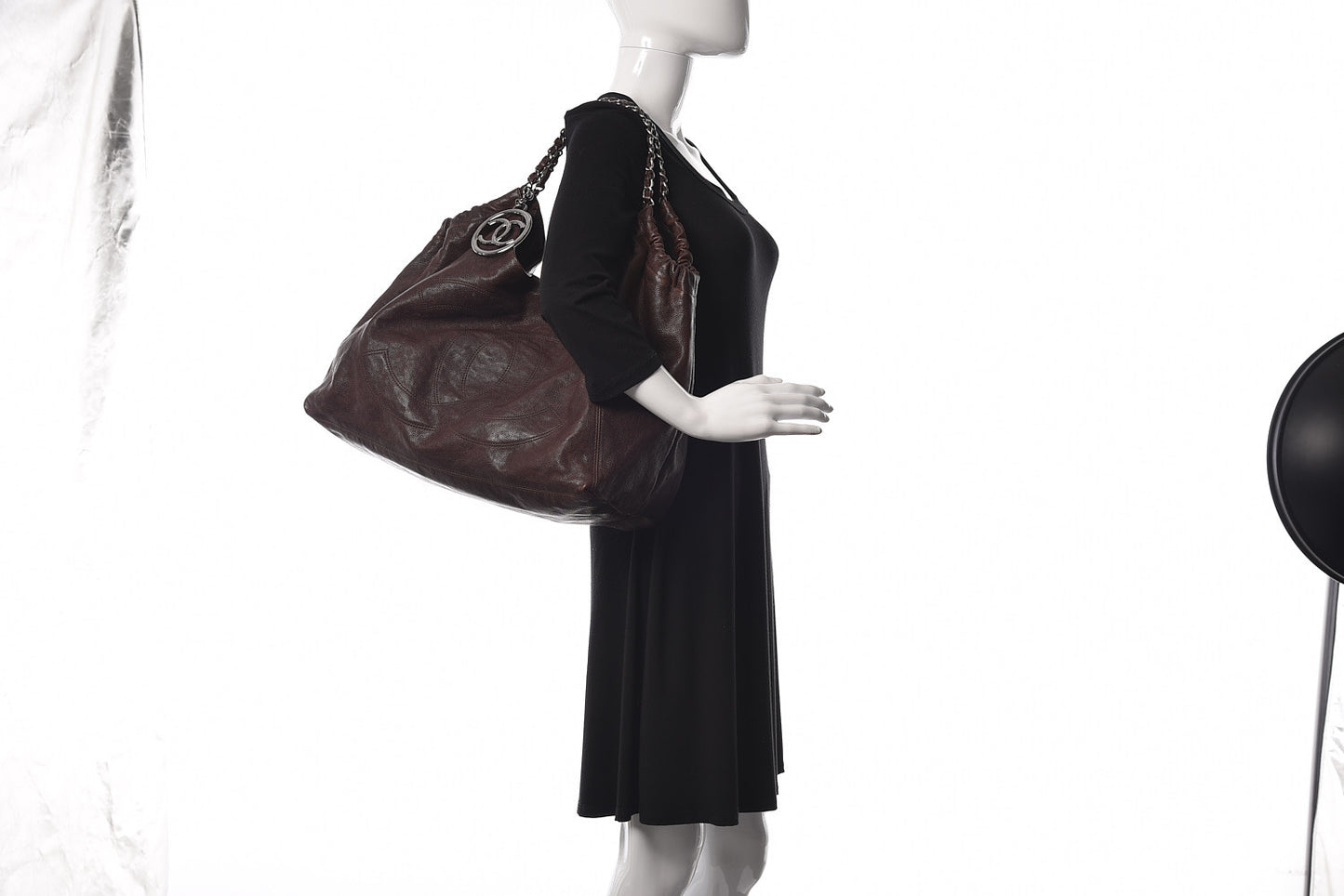 Distressed Caviar XL Coco Cabas Brown