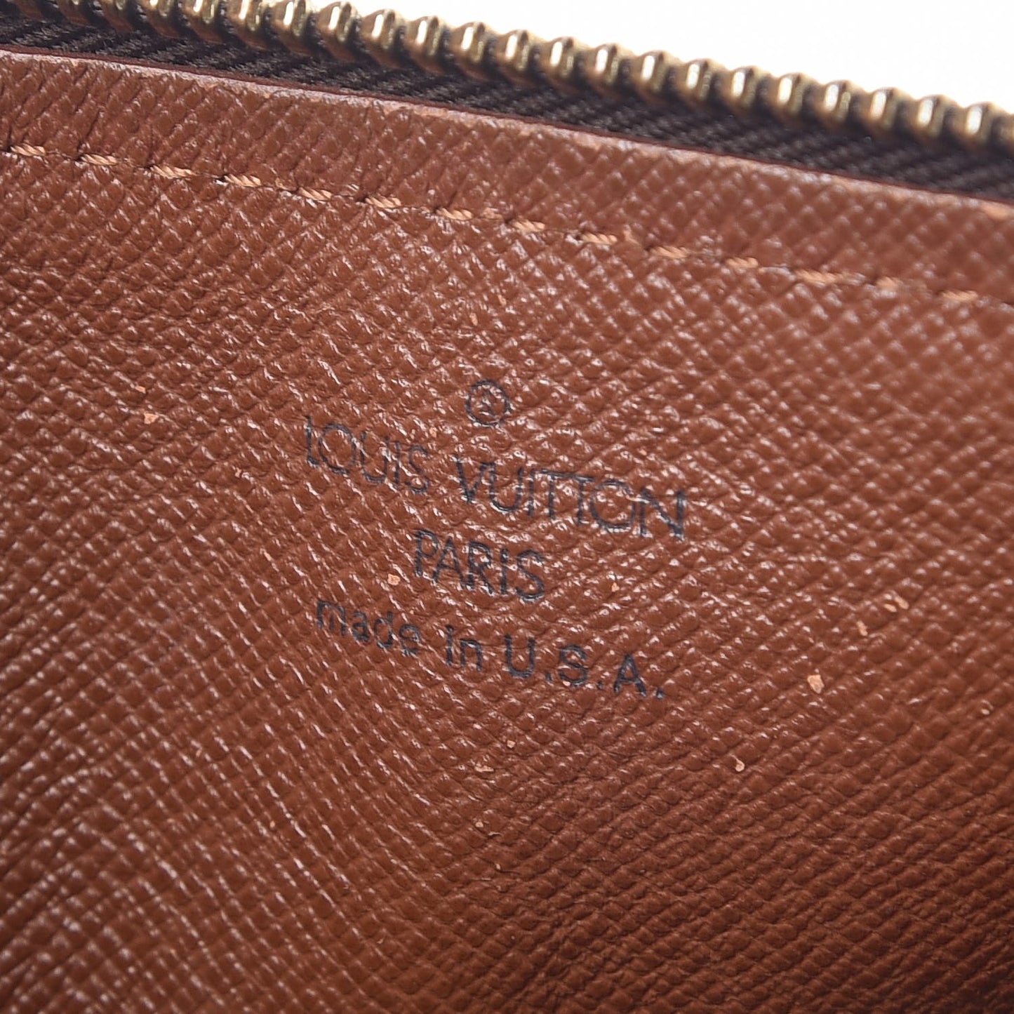 Monogram Papillon 26