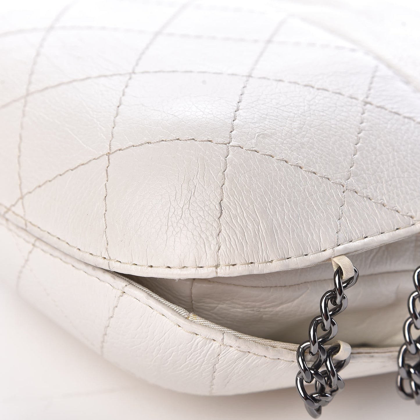 Aged Calfskin Quilted Small Gabrielle Bucket White