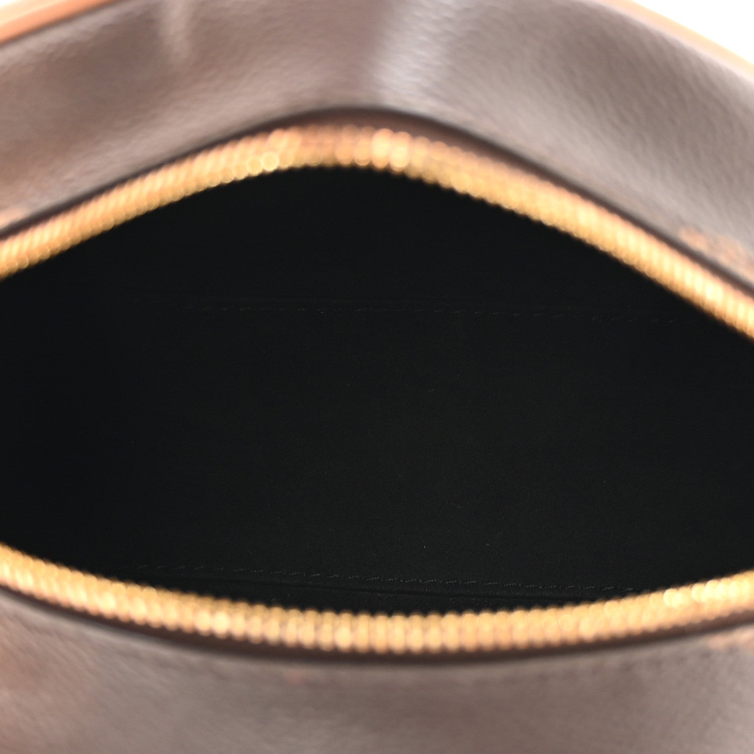 Louis Vuitton Reverse Monogram Giant Boite Chapeau Souple 5 of 11