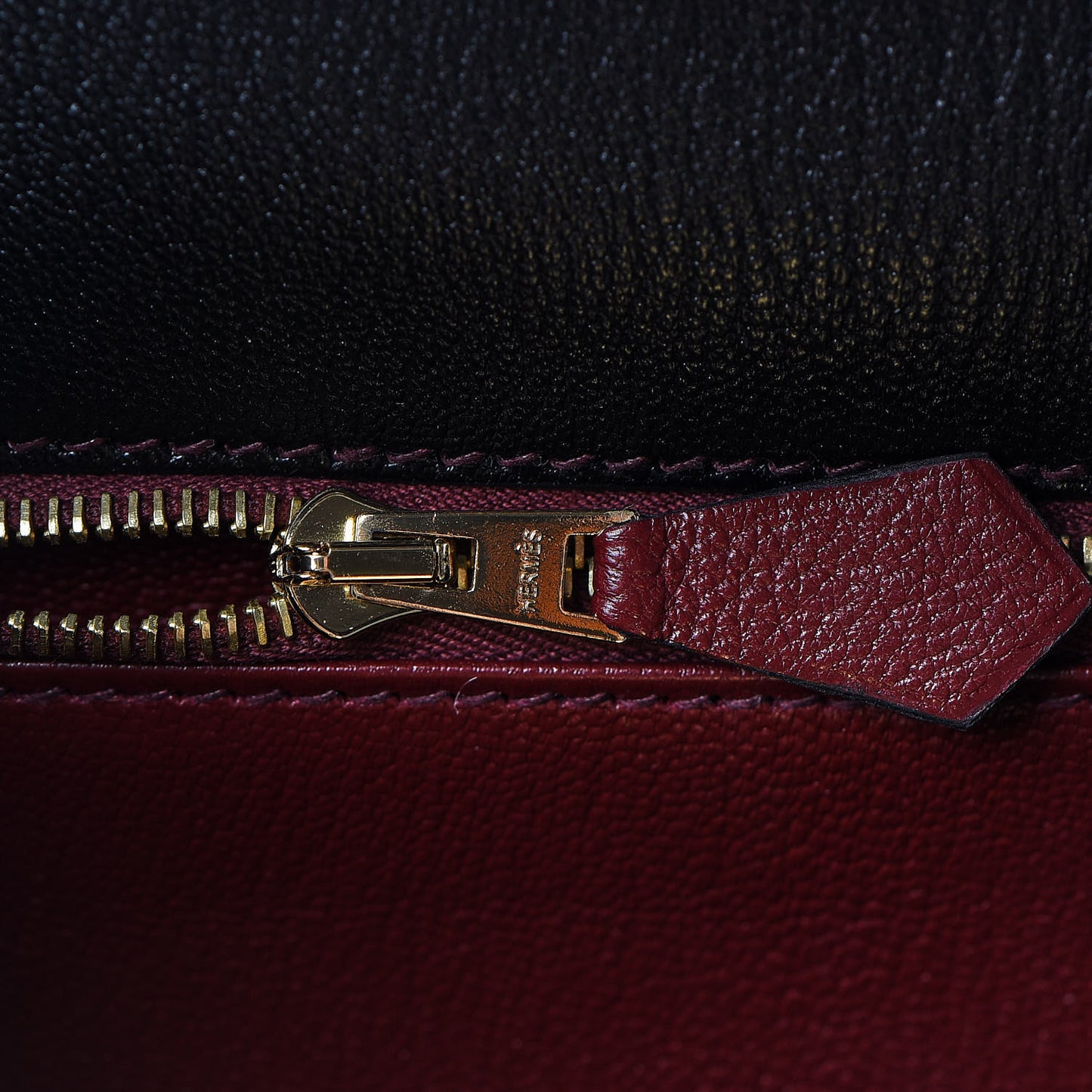 Chevre Mysore Horseshoe Kelly Sellier 28 Black Deep Red