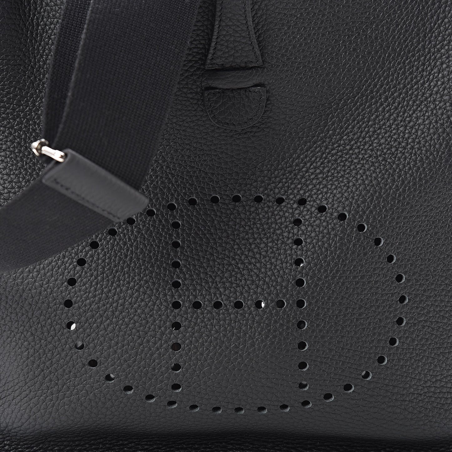 Taurillon Clemence Evelyne III PM Black