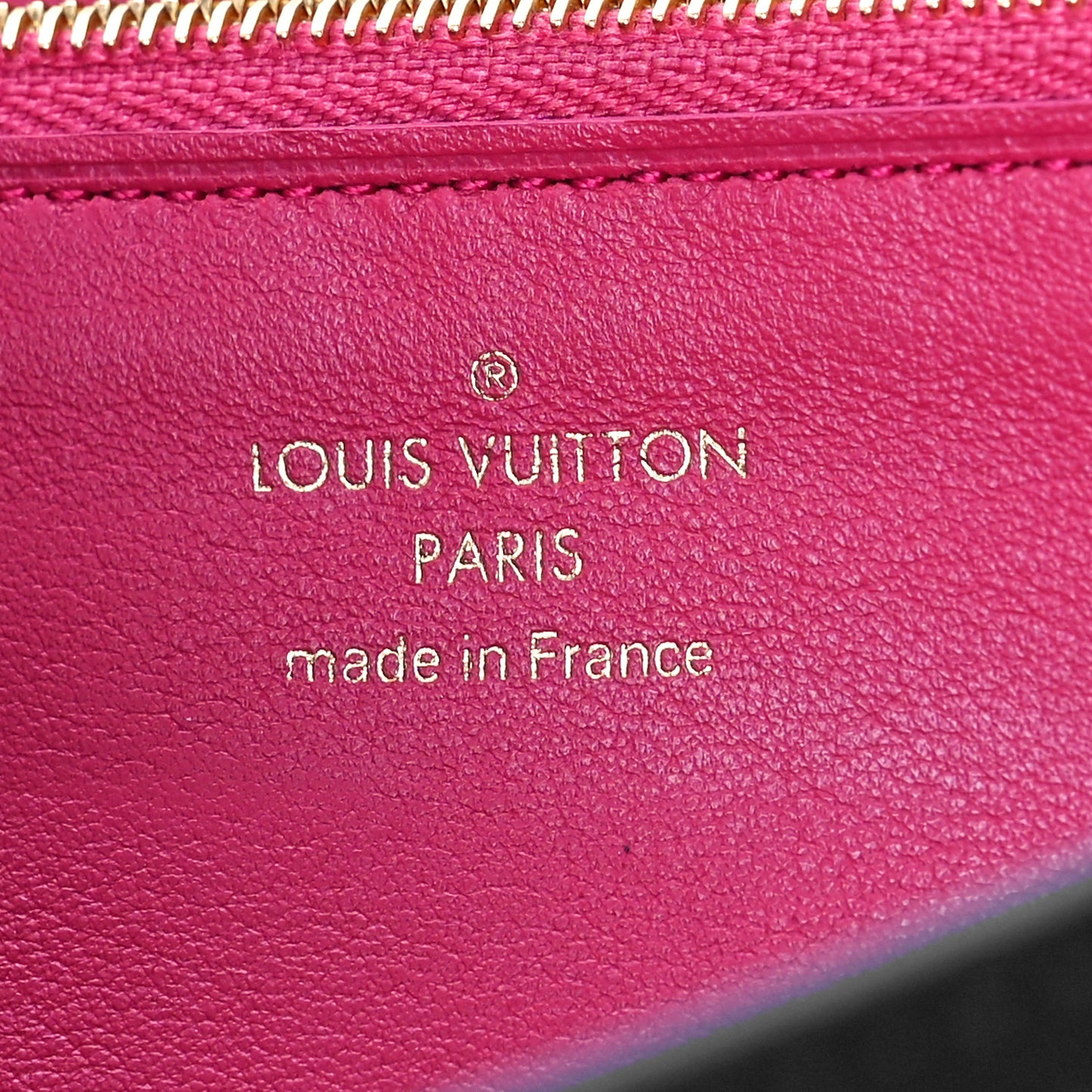 Taurillon Capucines Wallet Black