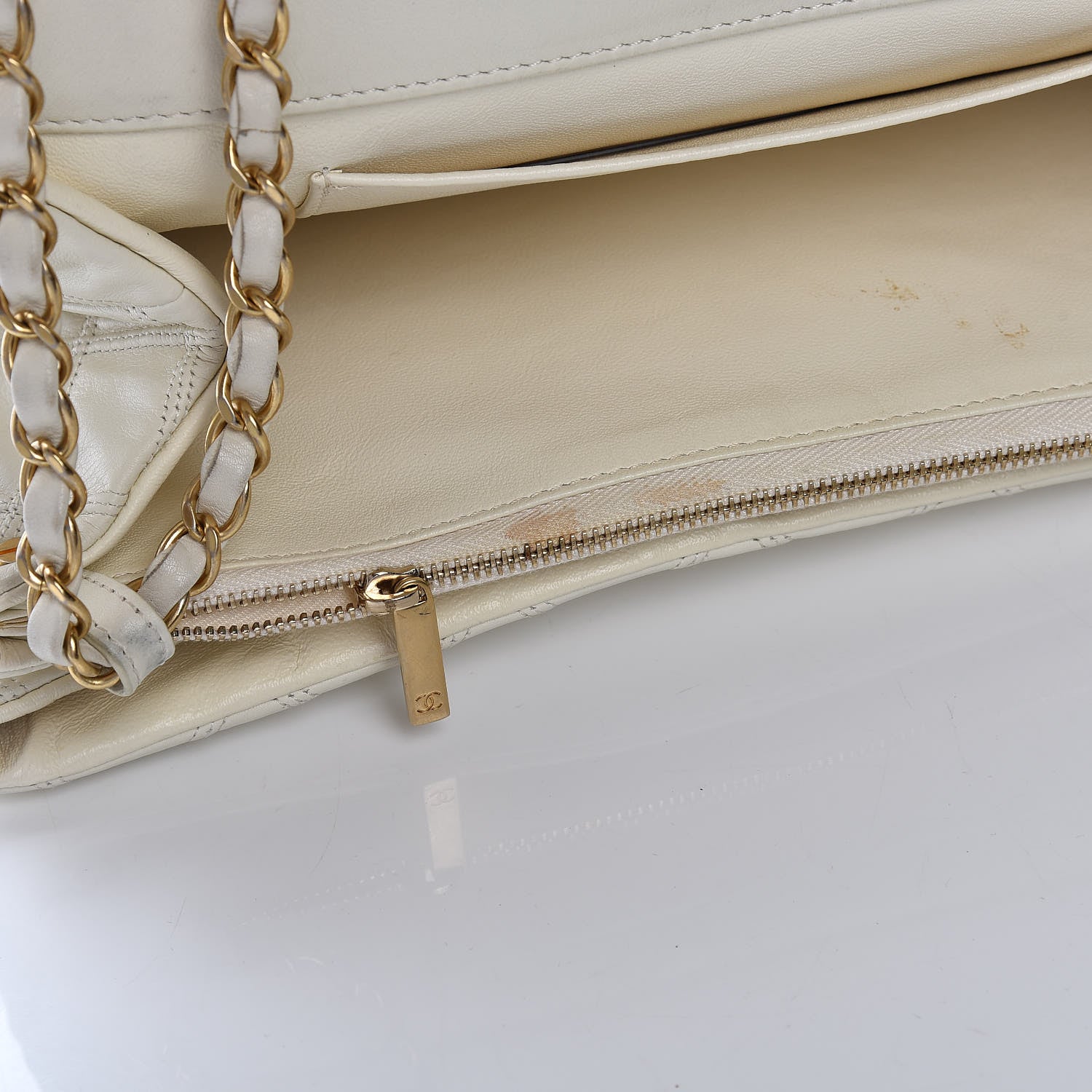 Chanel Calfskin Stitched Thin City Flap White 11 of 18