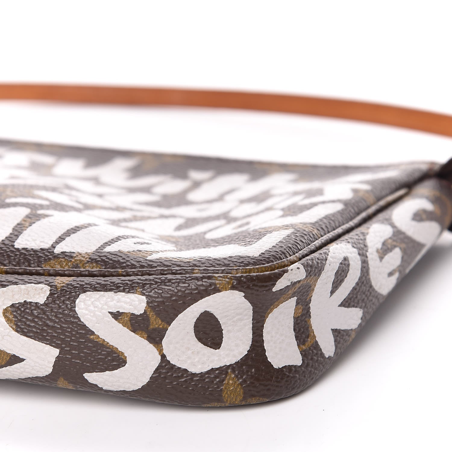 Louis Vuitton Monogram Graffiti Pochette Accessories Silver 450905 Louis Vuitton Monogram Graffiti Pochette Accessories Silver 450905