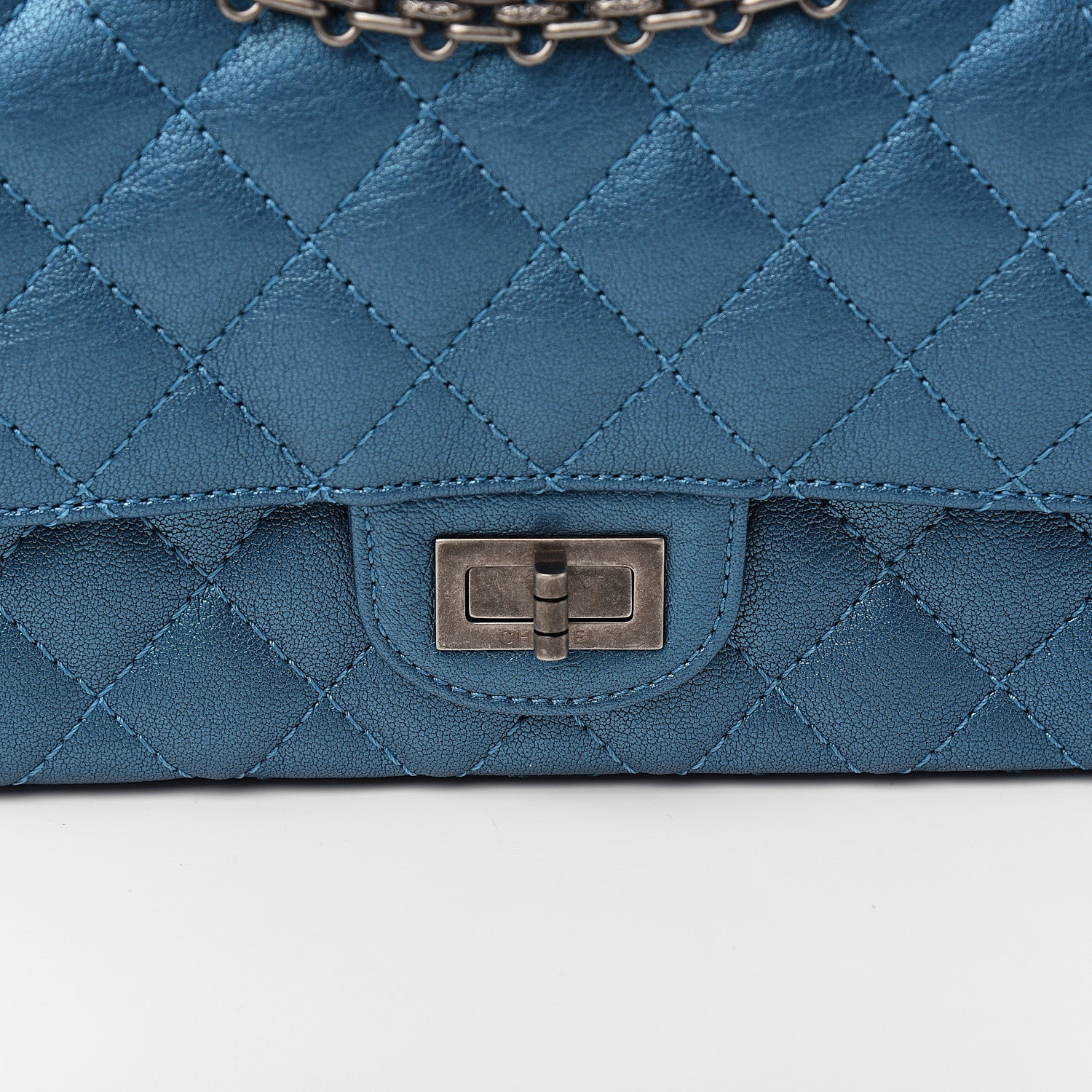 Chanel Metallic Sheepskin Quilted 2.55 Reissue 225 Flap Blue 9 of 10