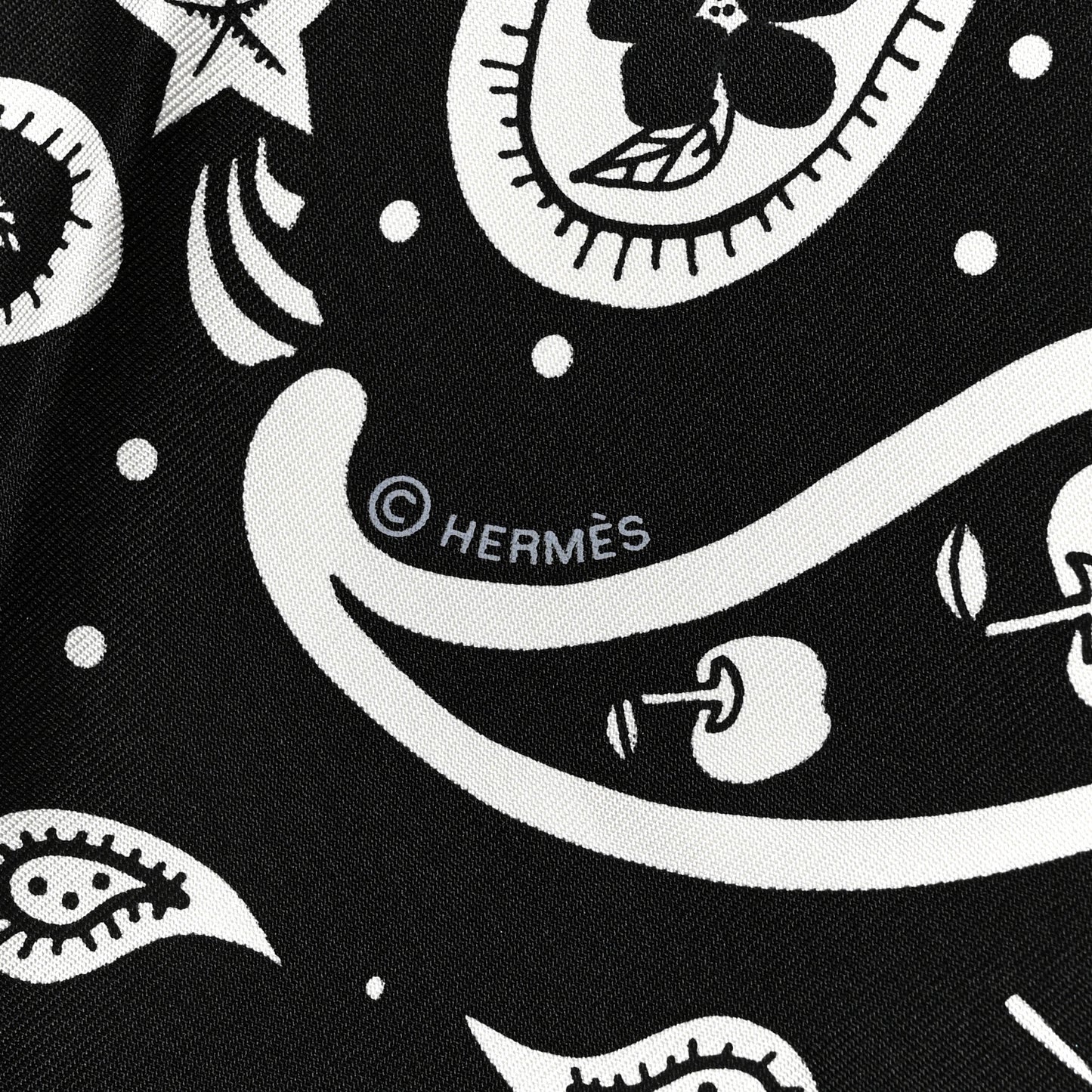 Silk Le Rodeo Des Fruits Bandana Scarf 55 Black White