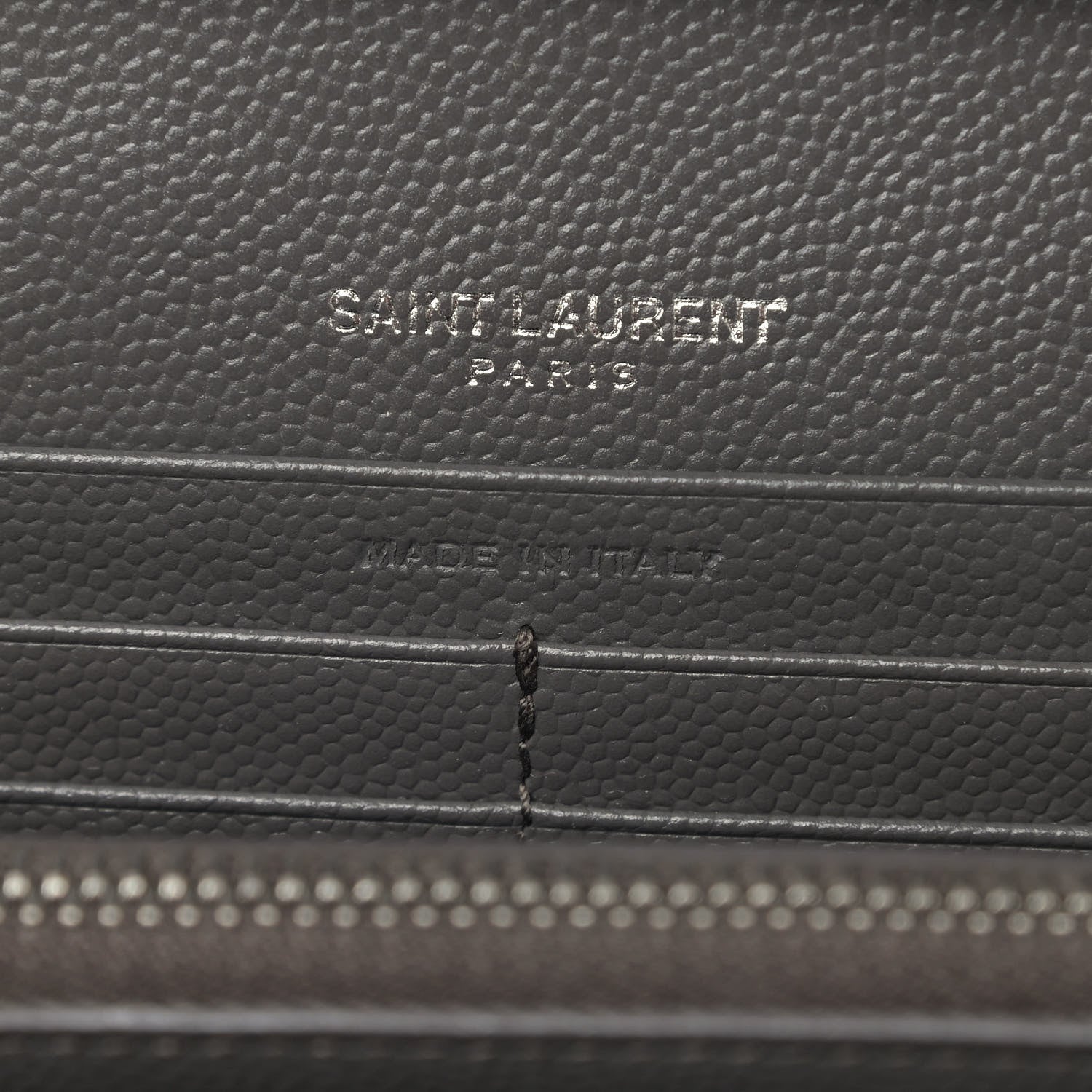 Saint Laurent Grain De Poudre Matelasse Chevron Monogram Chain Wallet Earth 7 of 9