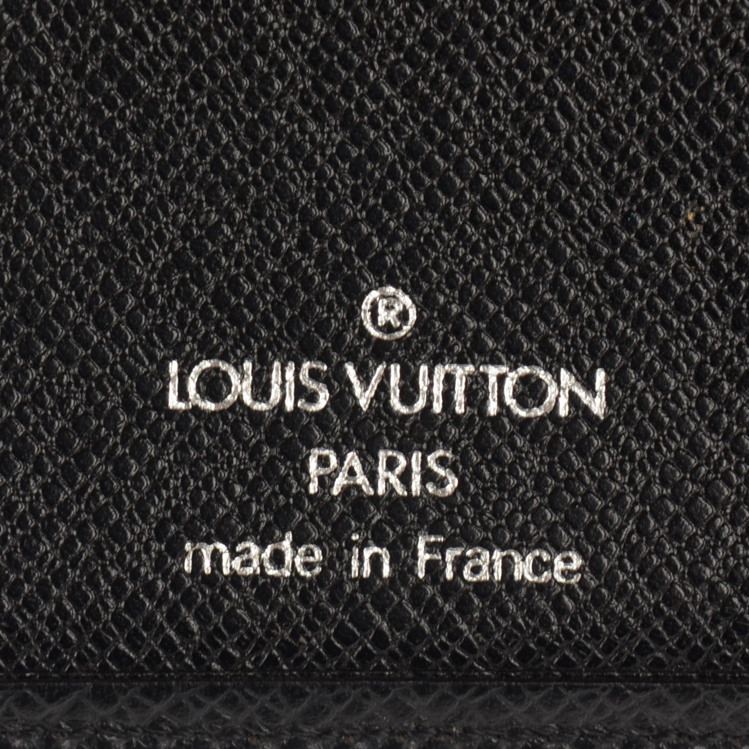 Louis Vuitton Taiga Brazza Wallet Glacier 5 of 6
