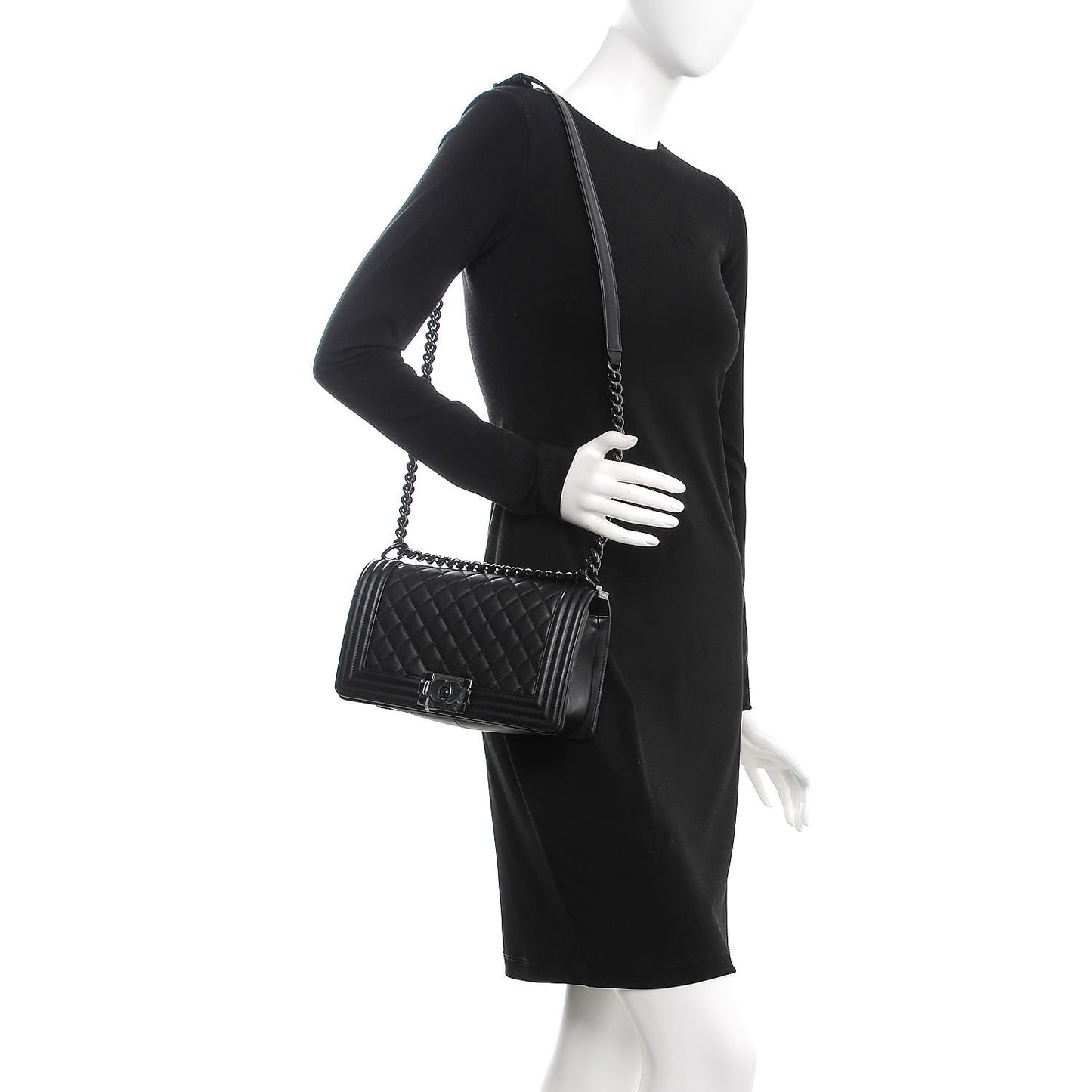 Calfskin Quilted Medium Boy Flap So Black